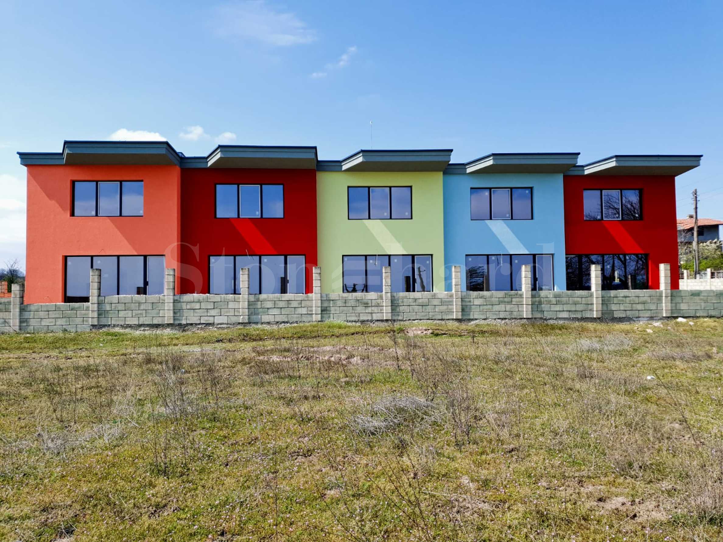 New designer townhouses near Varna1 - Stonehard