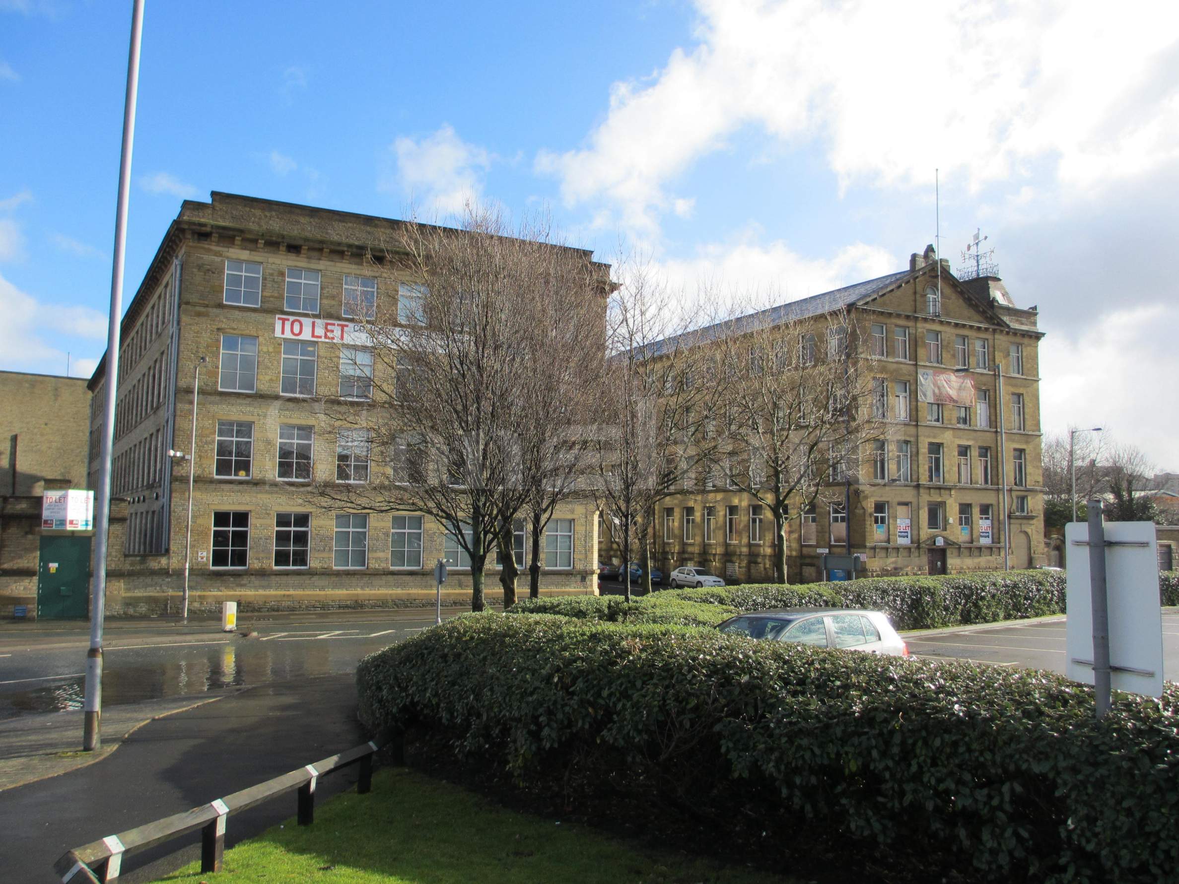 Apartments for working professionals and students1 - Stonehard