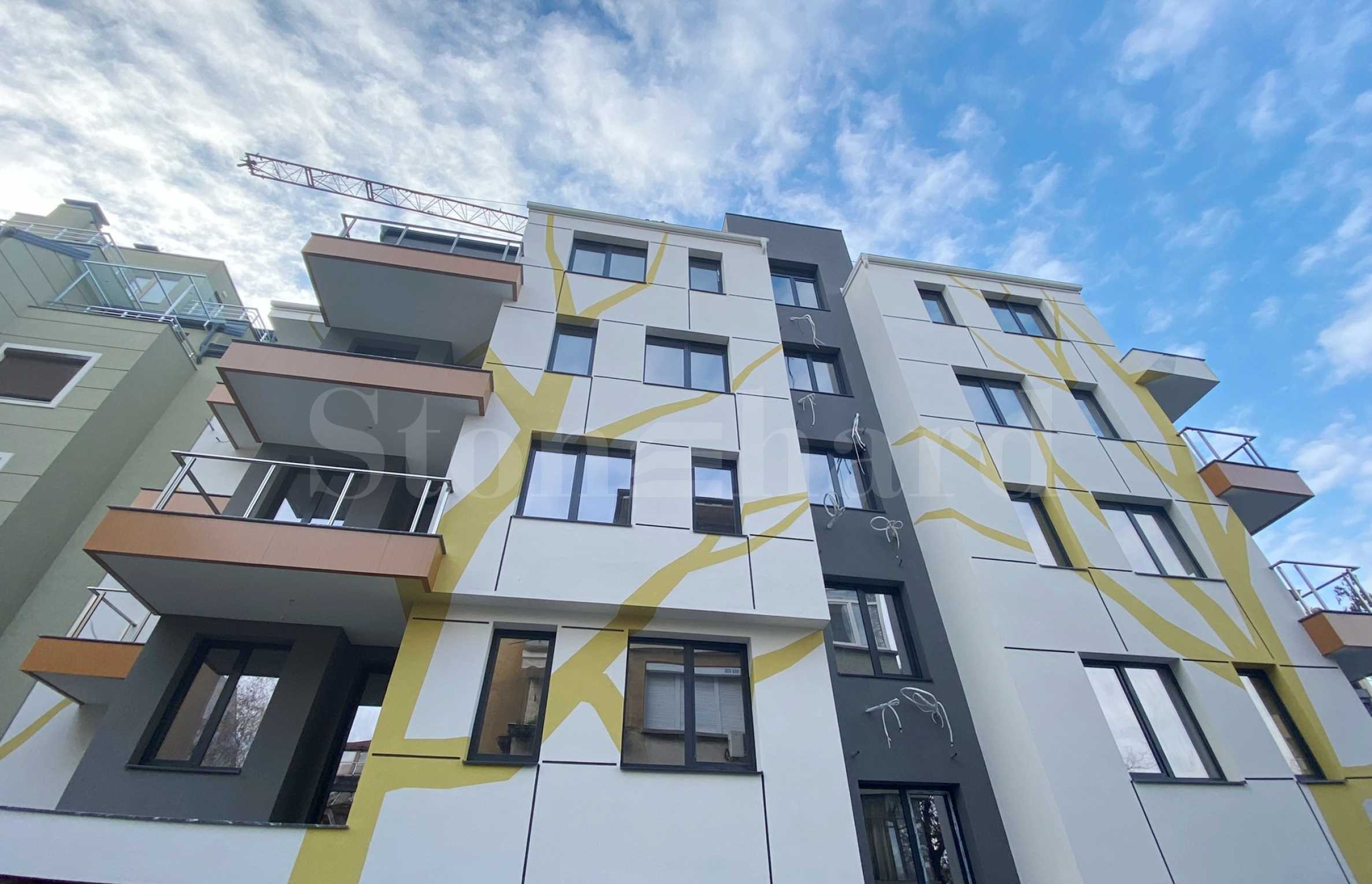 Нова сграда в централната част на Пловдив до ВМИ и парк 1 - Stonehard