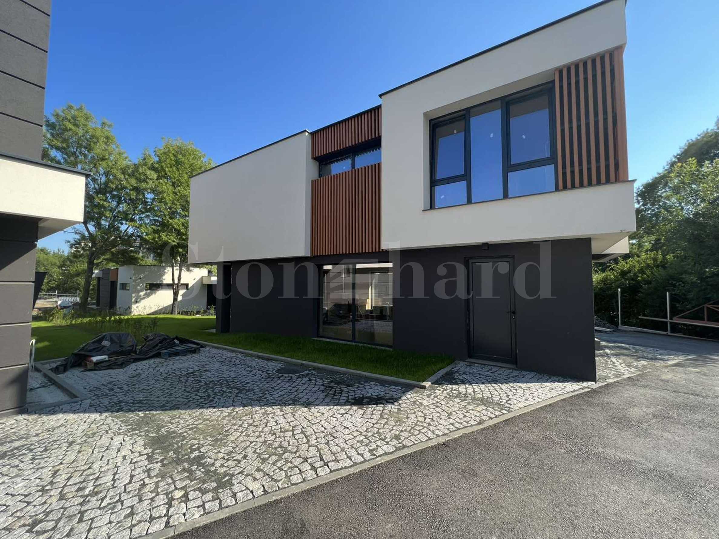 Ново поколение модерни къщи с Акт 16 на плажа1 - Stonehard