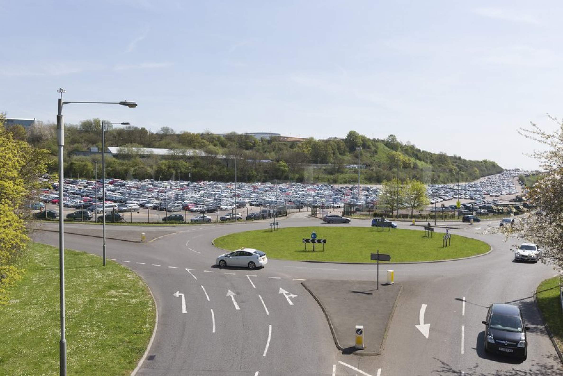 Parking spaces near London Luton Airport 2 - Stonehard