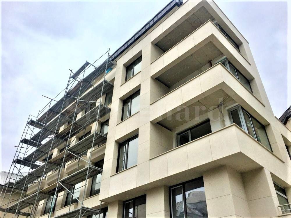 Elegant new residential building in Lozenets District2 - Stonehard