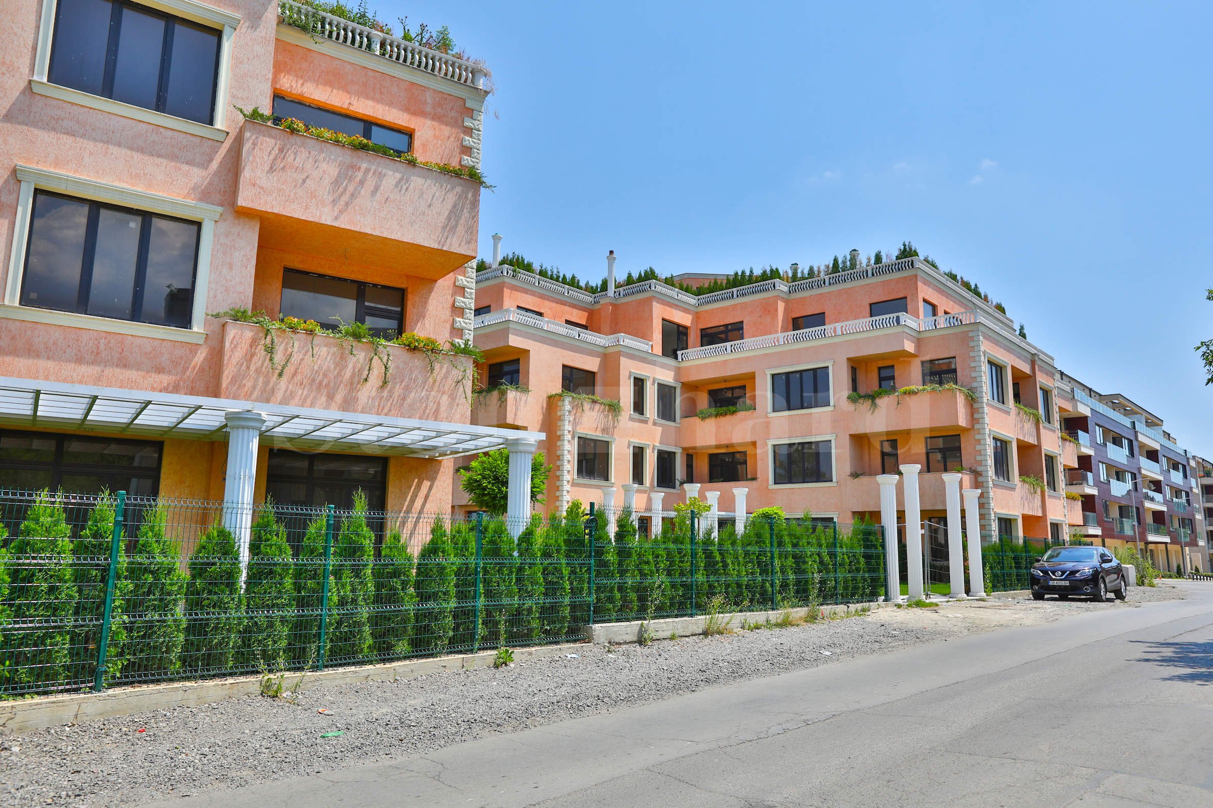 Complex of two buildings in a quiet southern district of Sofia2 - Stonehard