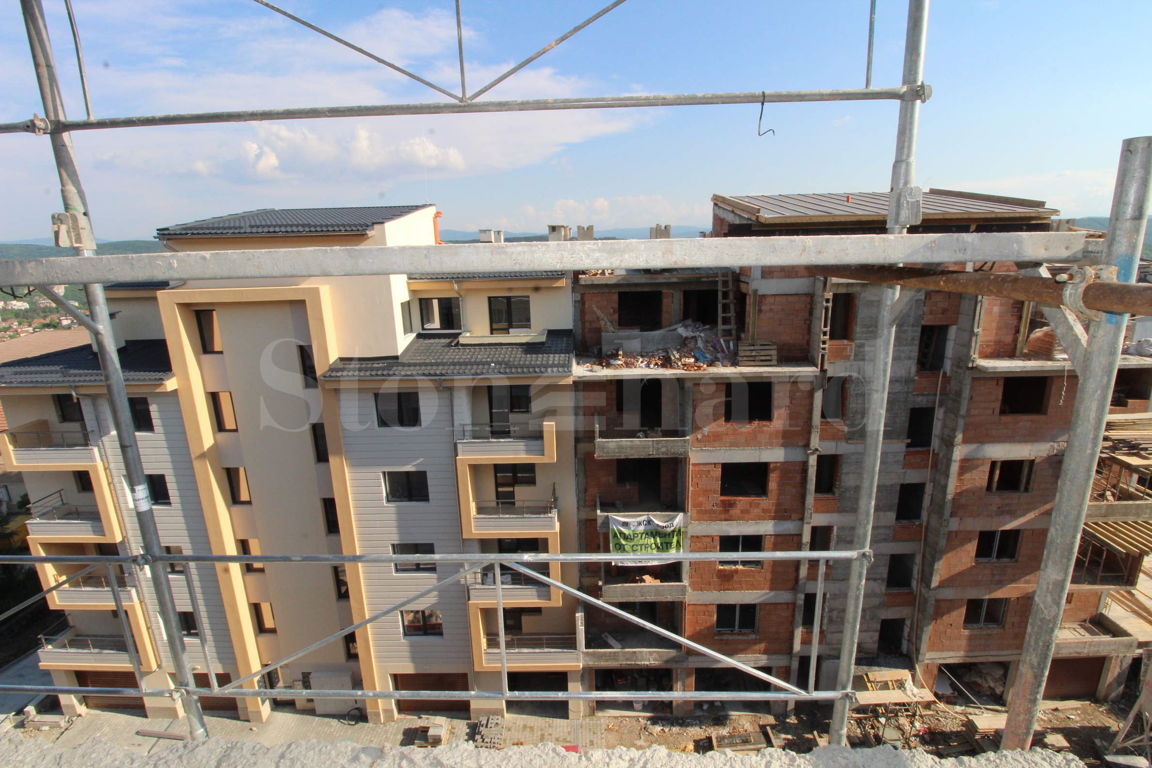Luxury residential complex consisting of three buildings with easy access to the center1 - Stonehard
