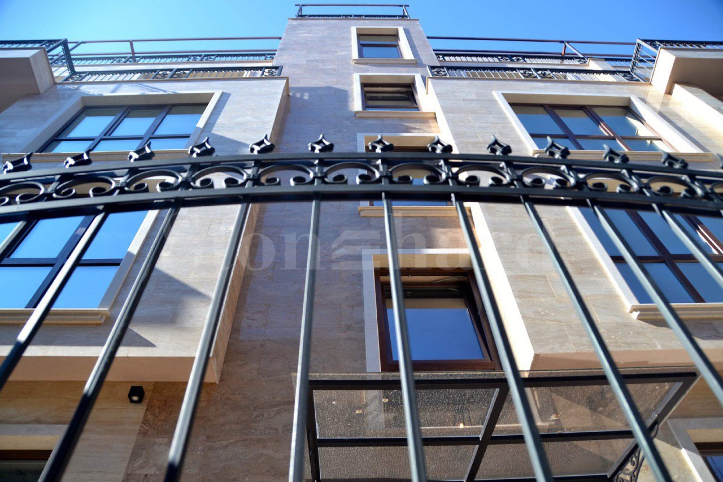 Elite apartments in a boutique building in the city center1 - Stonehard