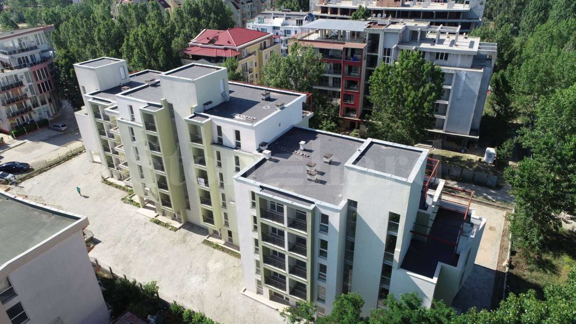 Turn-key apartments at attractive prices in a building with upcoming Act 16 2 - Stonehard