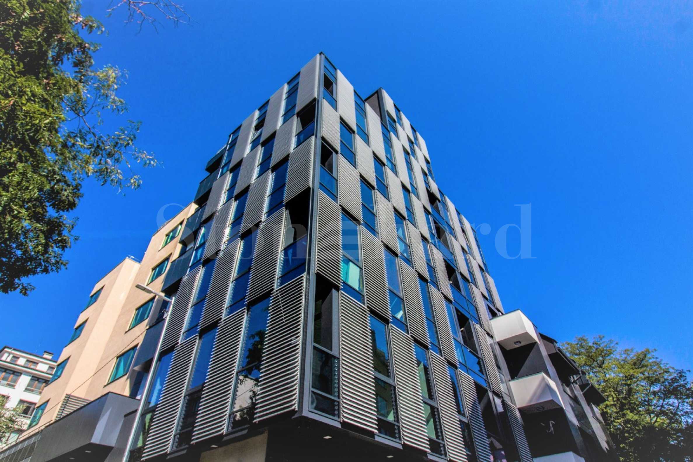 Business building with Act 16 with offices and commercial properties for rent in Lozenets1 - Stonehard