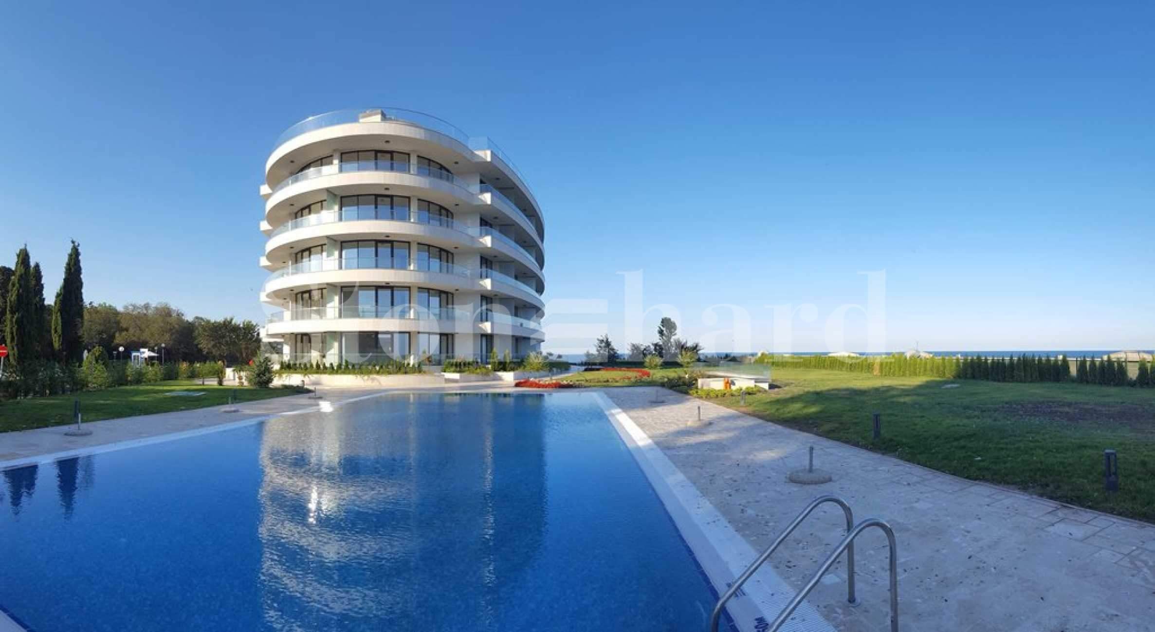 New home or holiday apartments on the beach2 - Stonehard