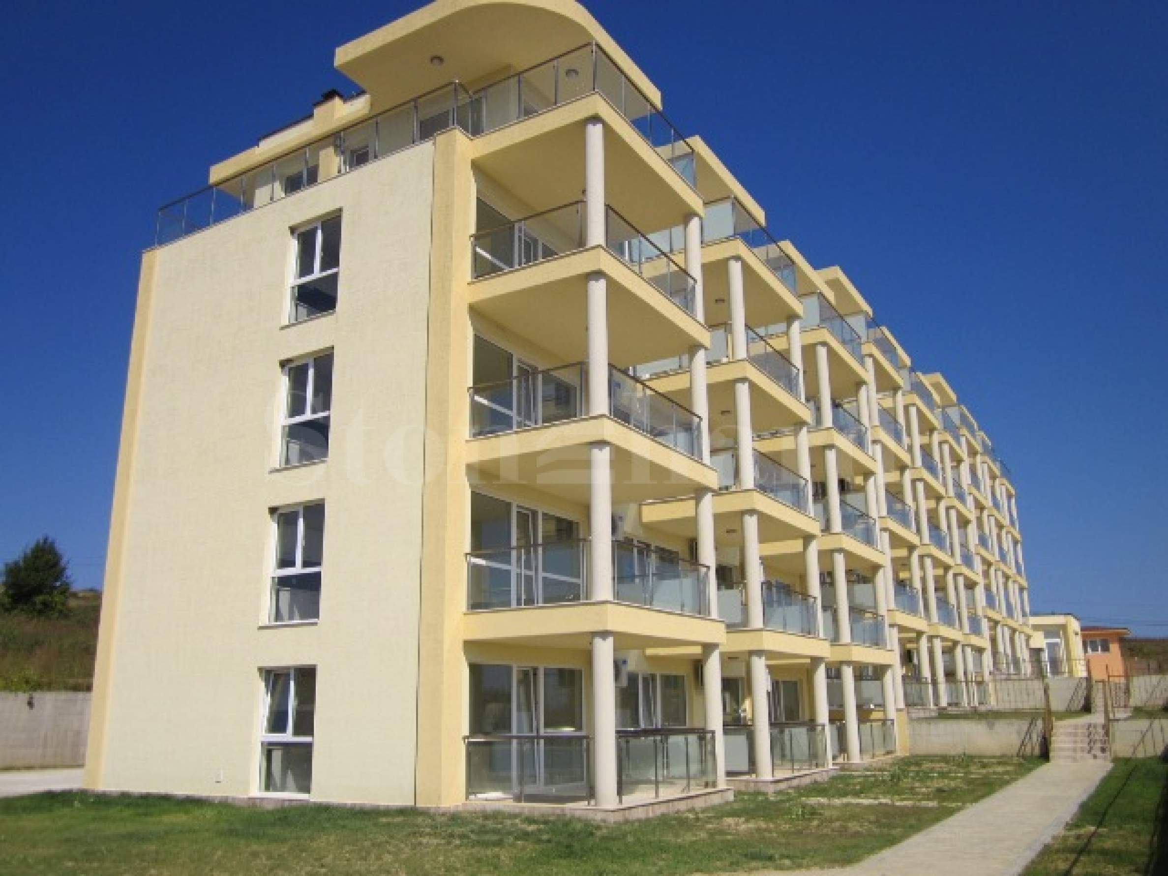 Apartments with sea view near the beach1 - Stonehard