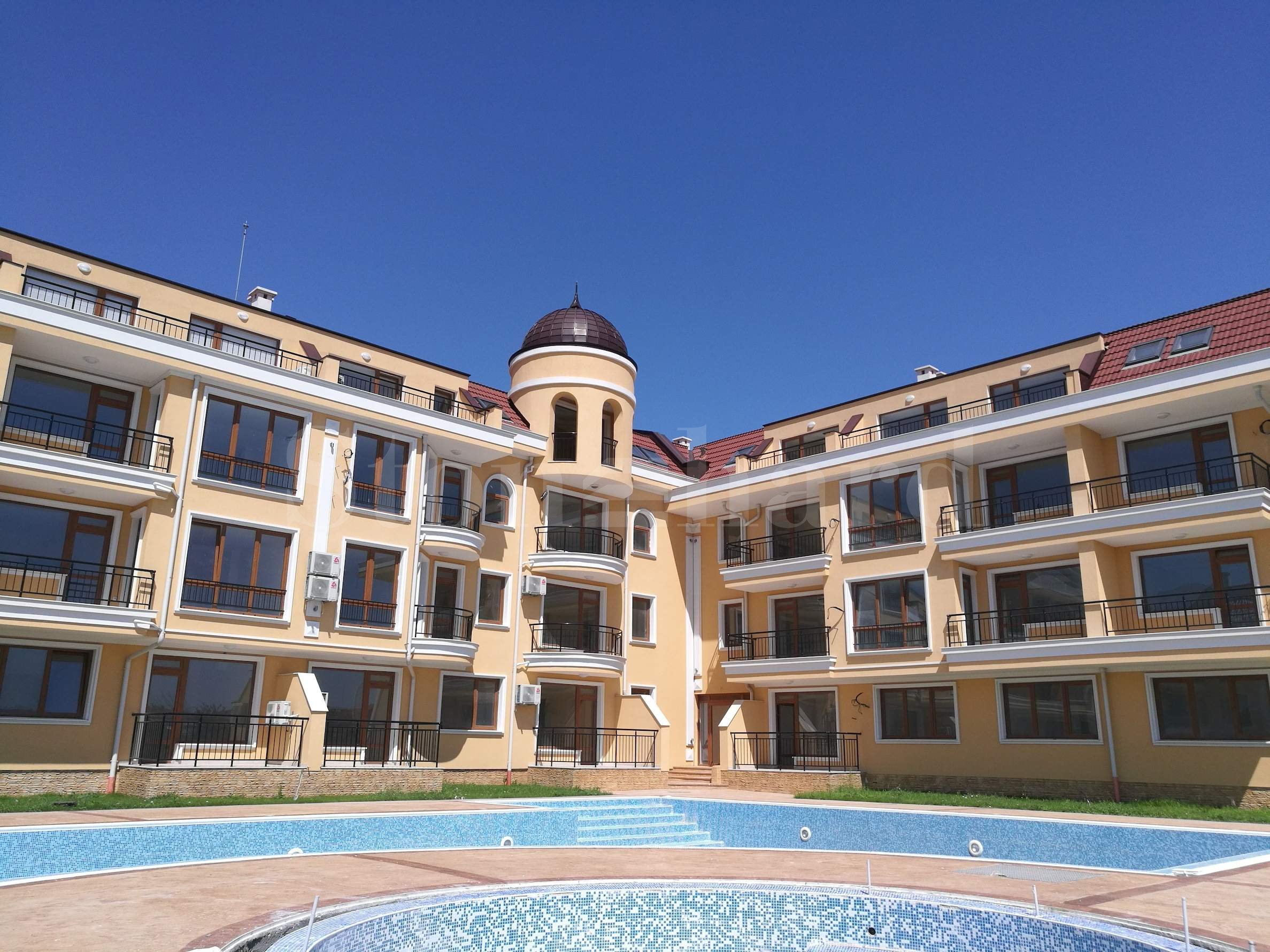 Turn-key apartments in an operational complex near Aquapark1 - Stonehard