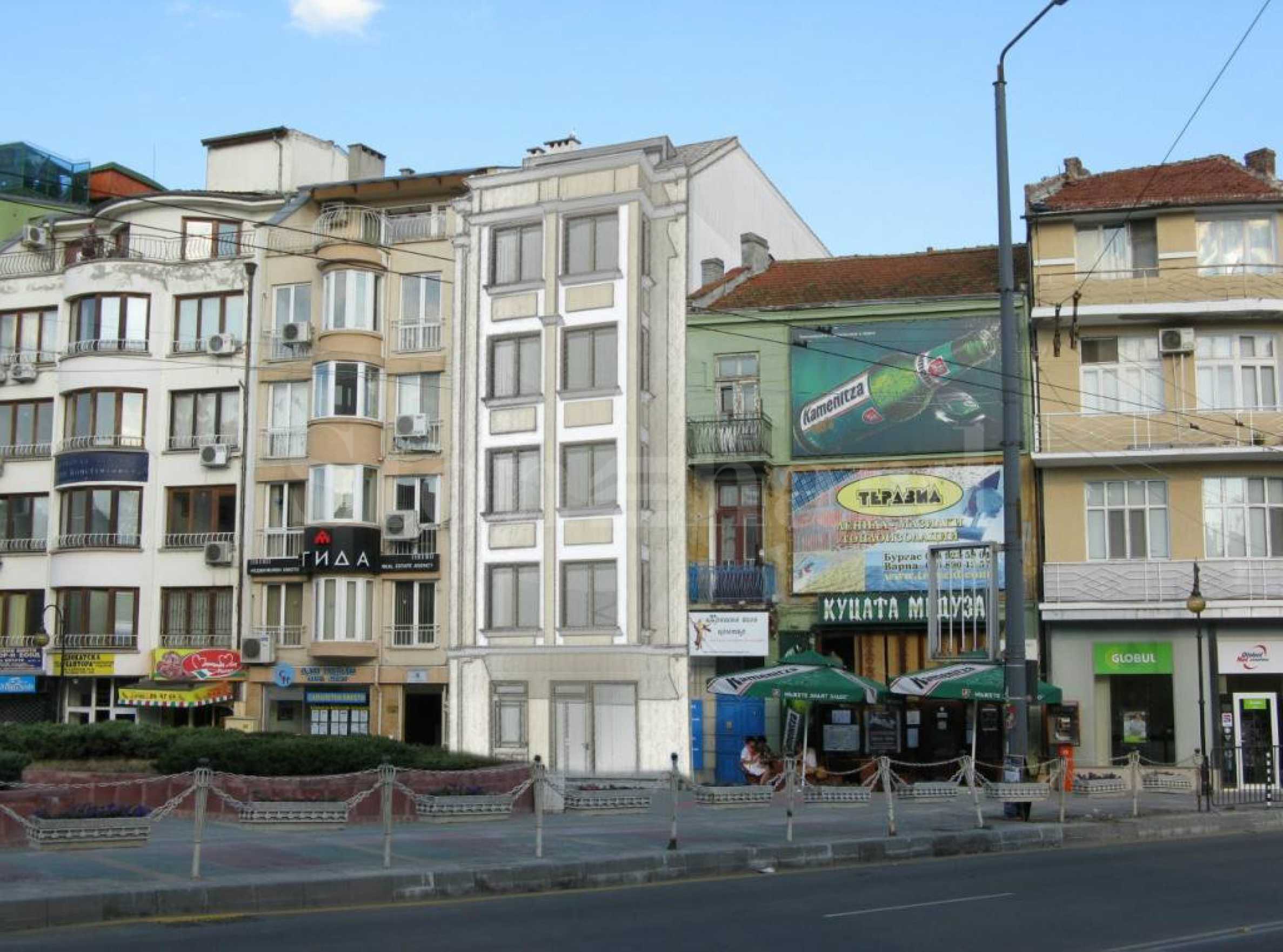 Residential & business units in a new building in the top center2 - Stonehard