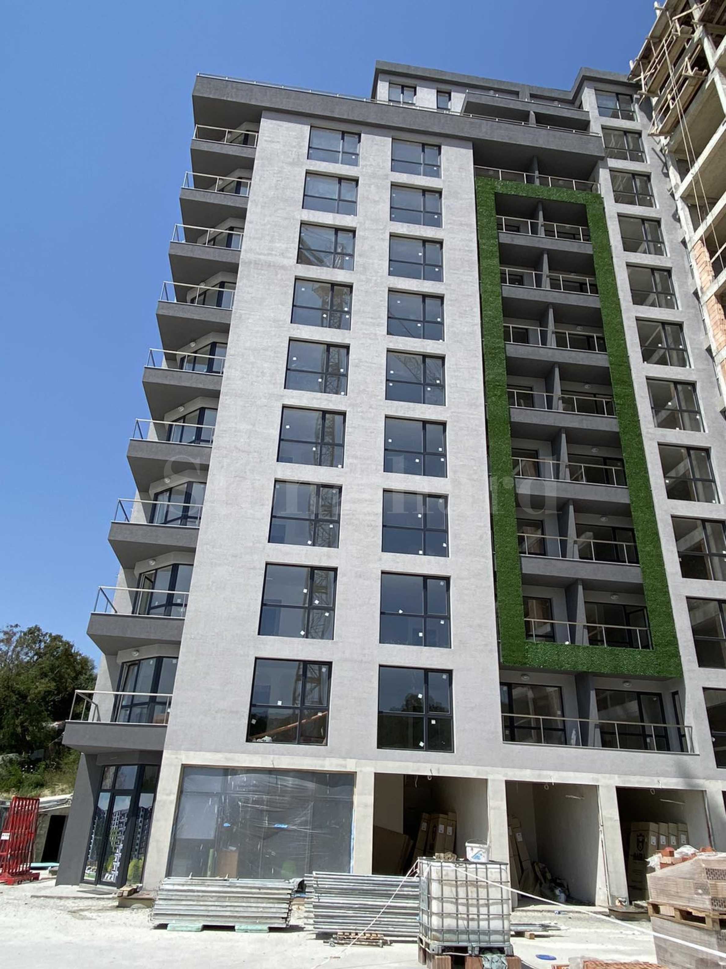 Innovative complex with apartments next to Treti Mart Blvd.2 - Stonehard