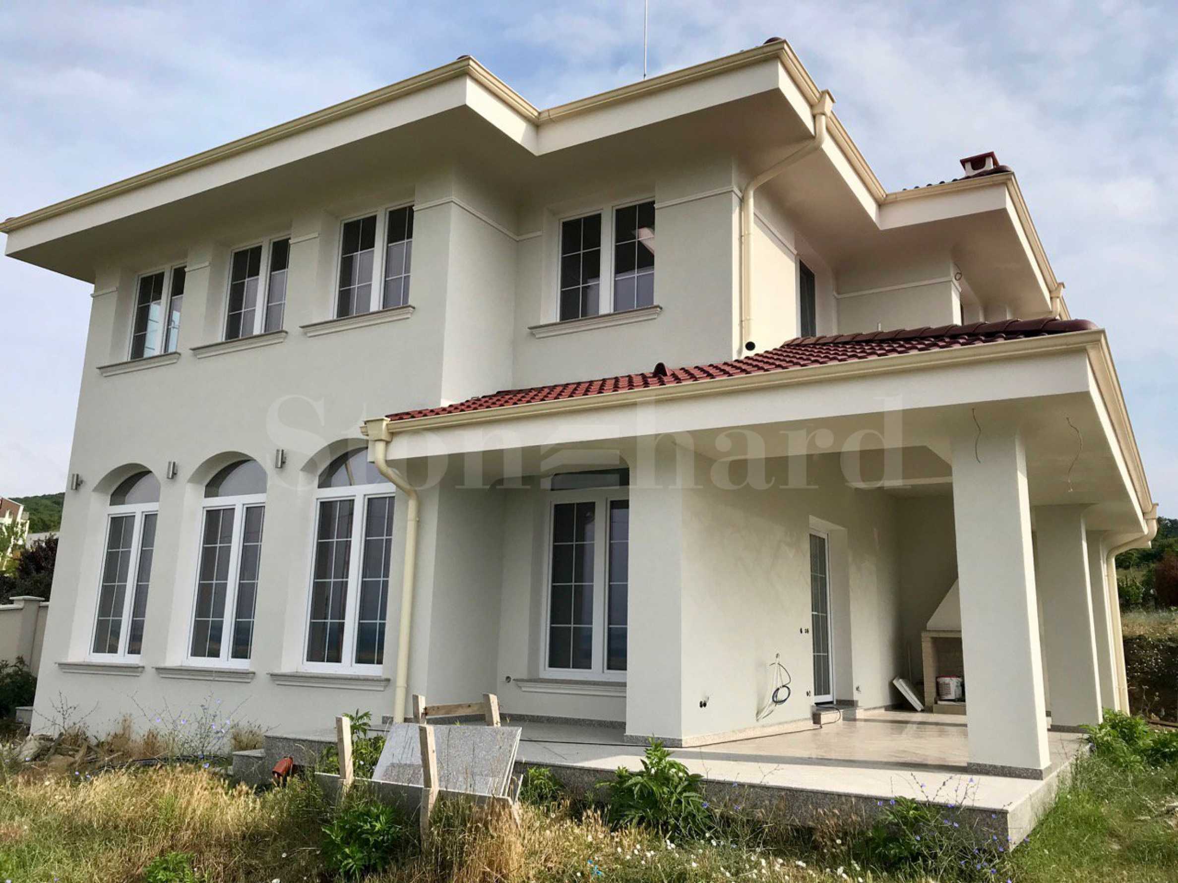 Turn-key villa in an elite complex near the mountain and Sunny Beach1 - Stonehard