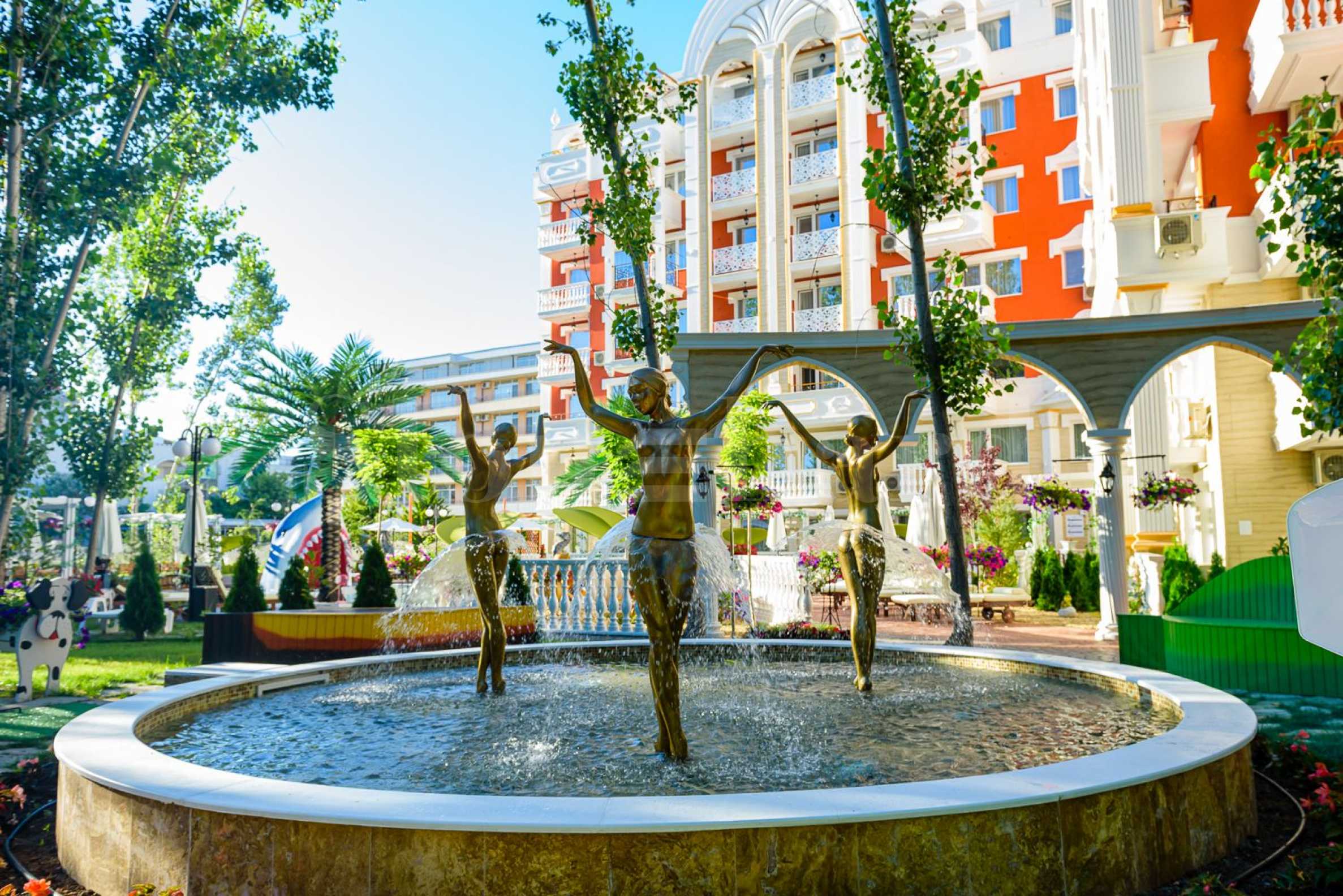 Apartments in an elegant new construction complex next to the park1 - Stonehard