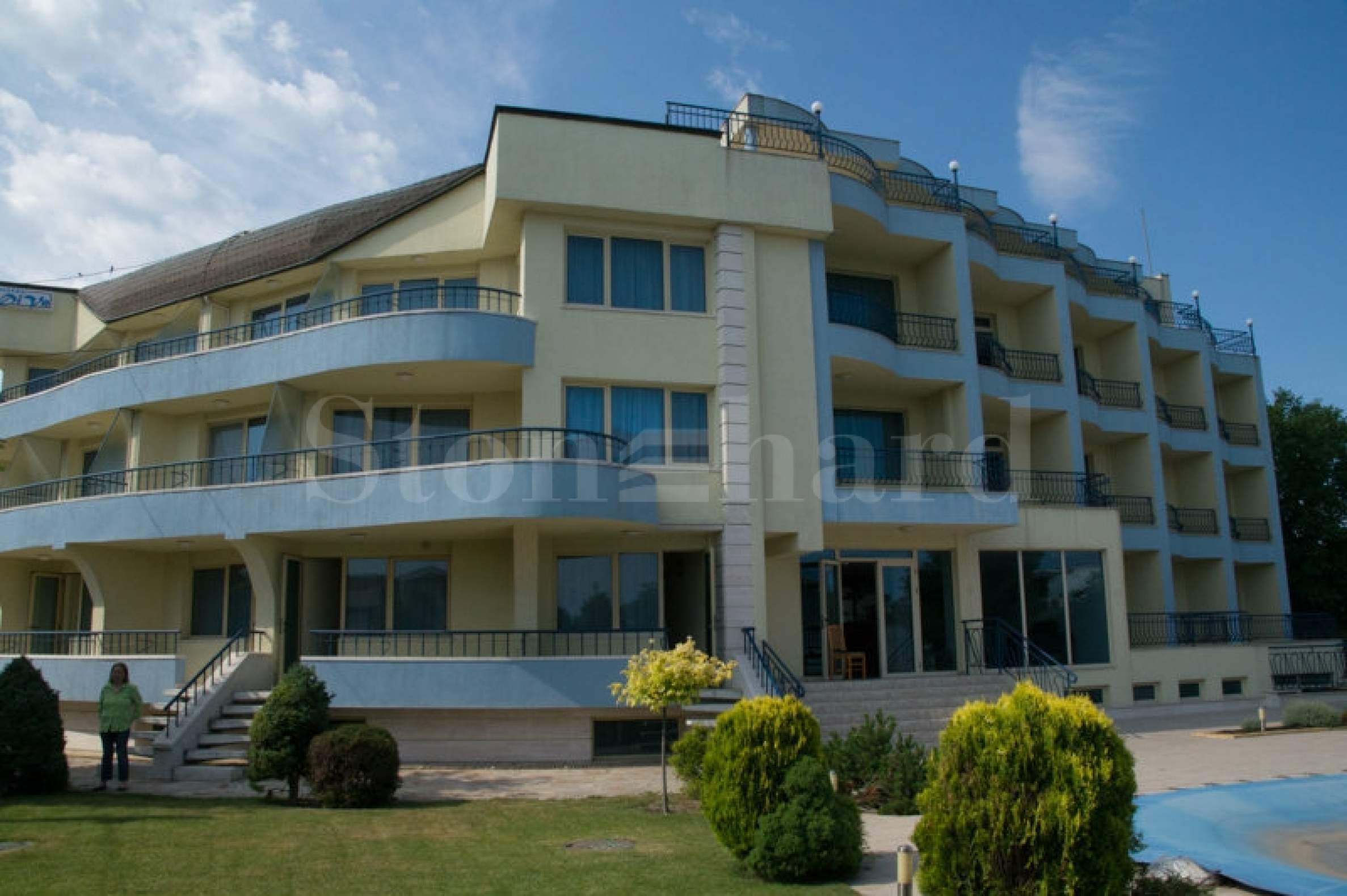 Large family hotel near the sea1 - Stonehard