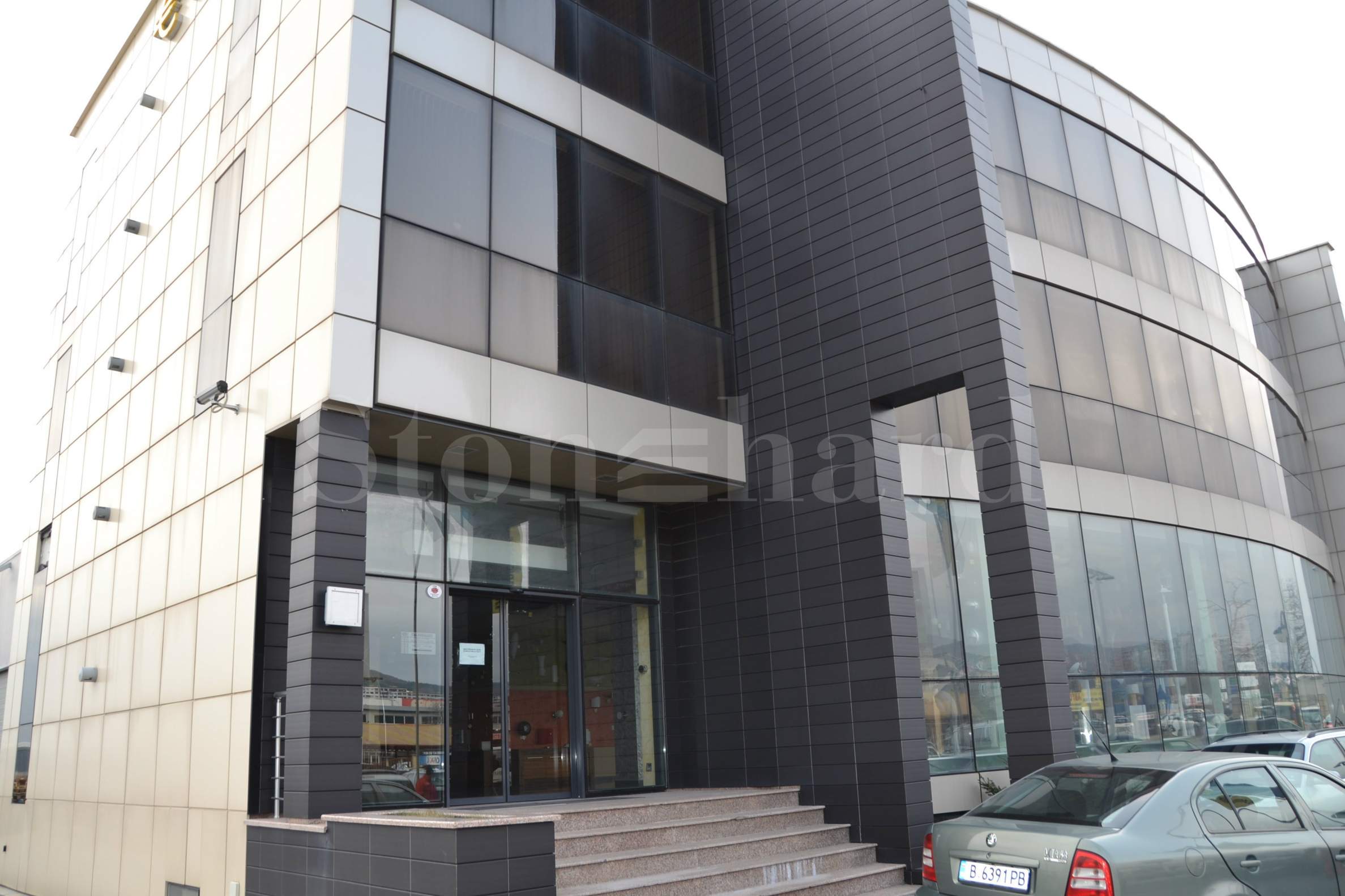 Office building on the main boulevard in Varna2 - Stonehard