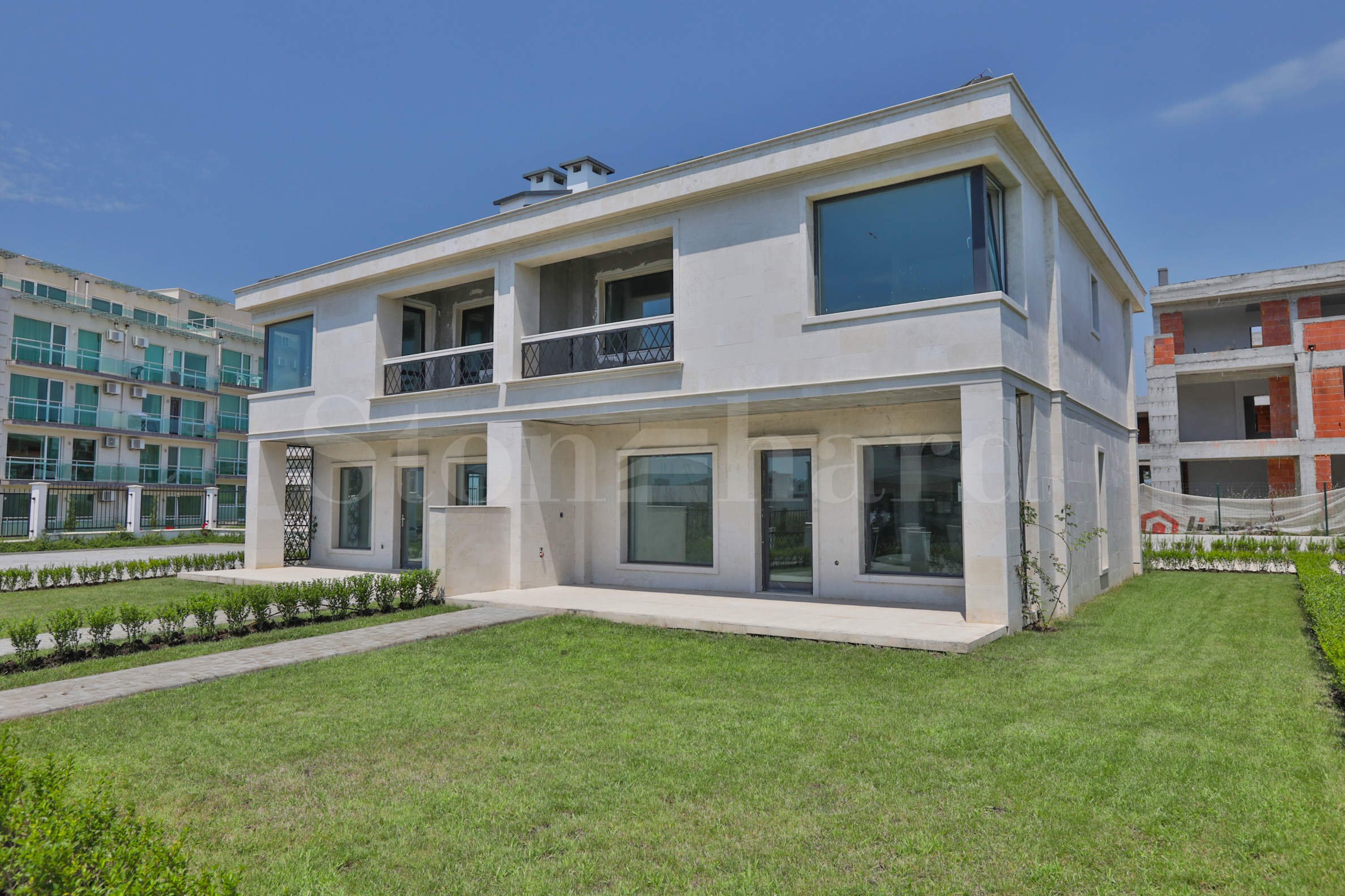 New complex of luxury duplex houses in Sarafovo quarter2 - Stonehard