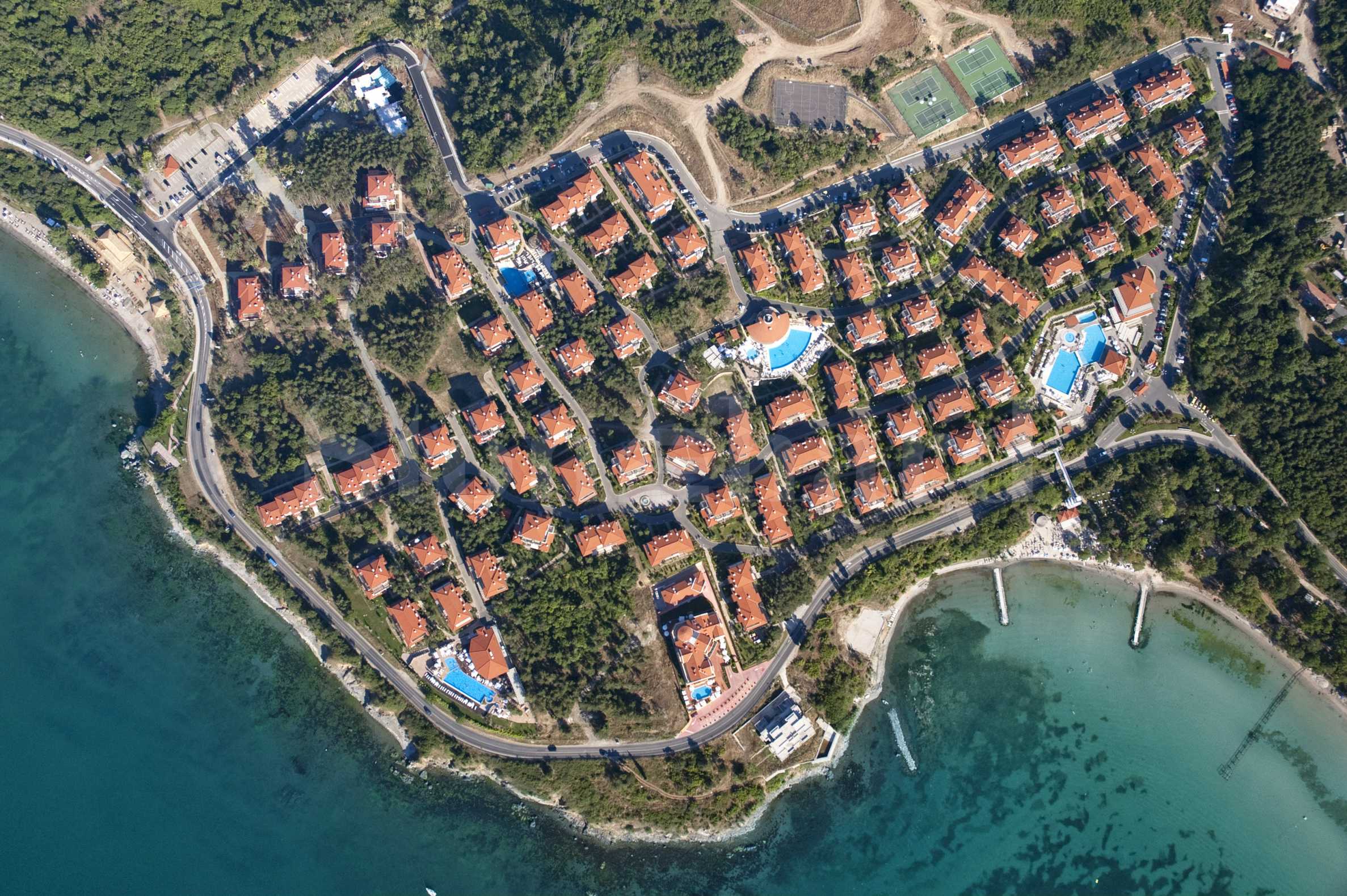 Holiday apartments in a gated complex at firstline2 - Stonehard Holiday apartments in a gated complex at firstline2 - Stonehard