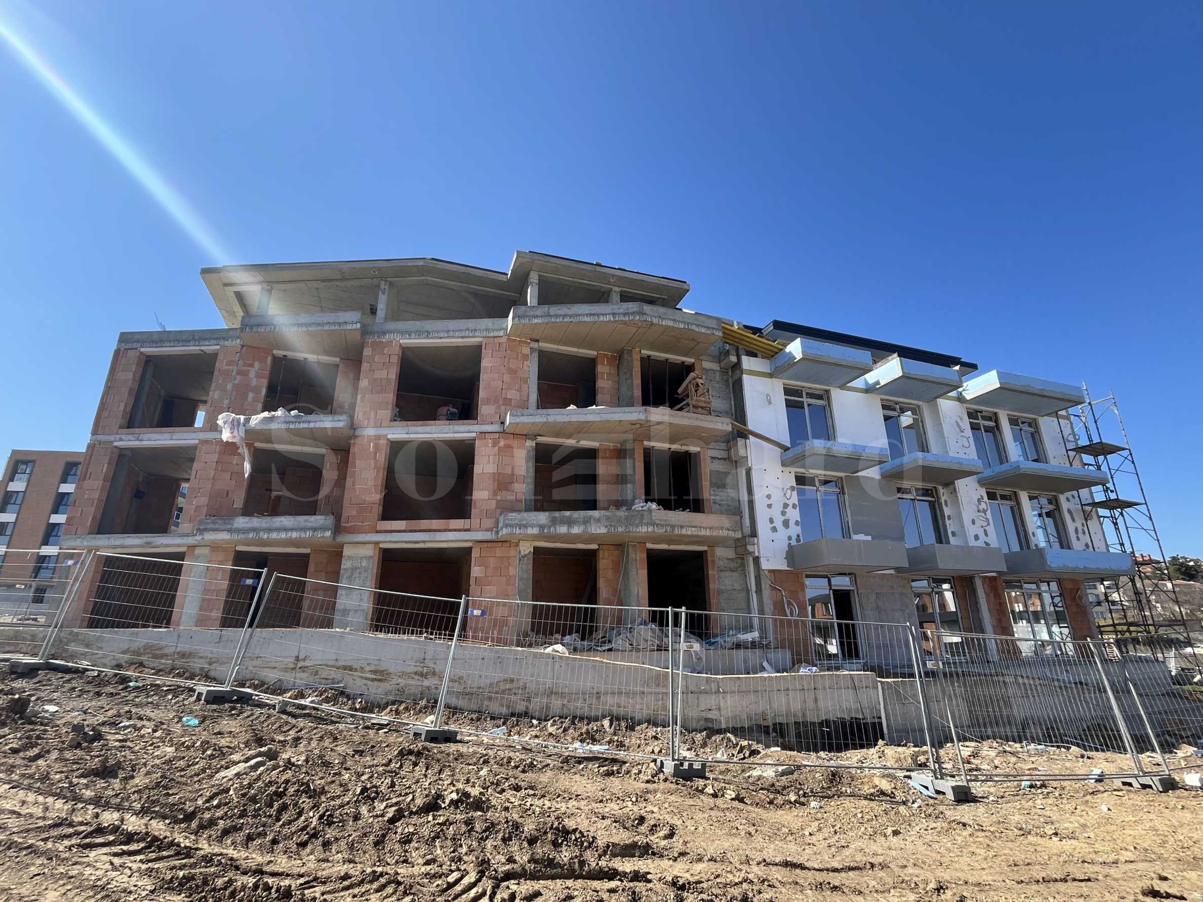 Studios and two-room apartments in a modern new building in Sozopol 1 - Stonehard
