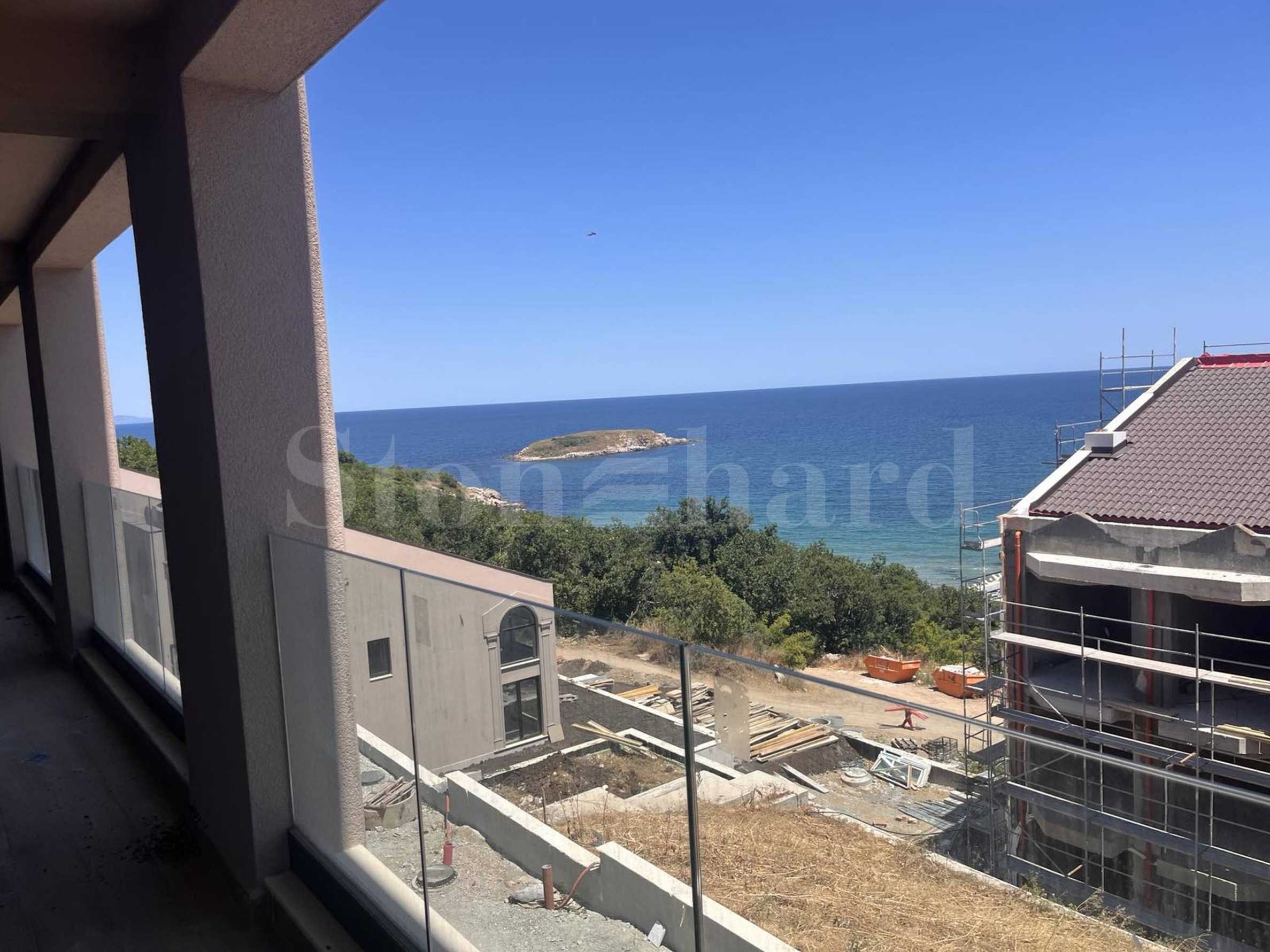 Luxury properties with a sea view, meters from the beach in Arcutino2 - Stonehard