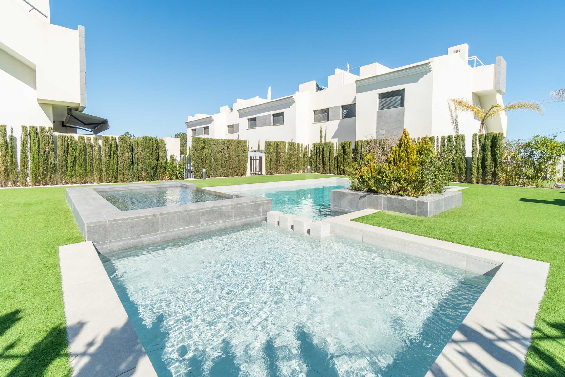 Apartments in a new complex, close to the beach and golf course in Torrevieja2 - Stonehard
