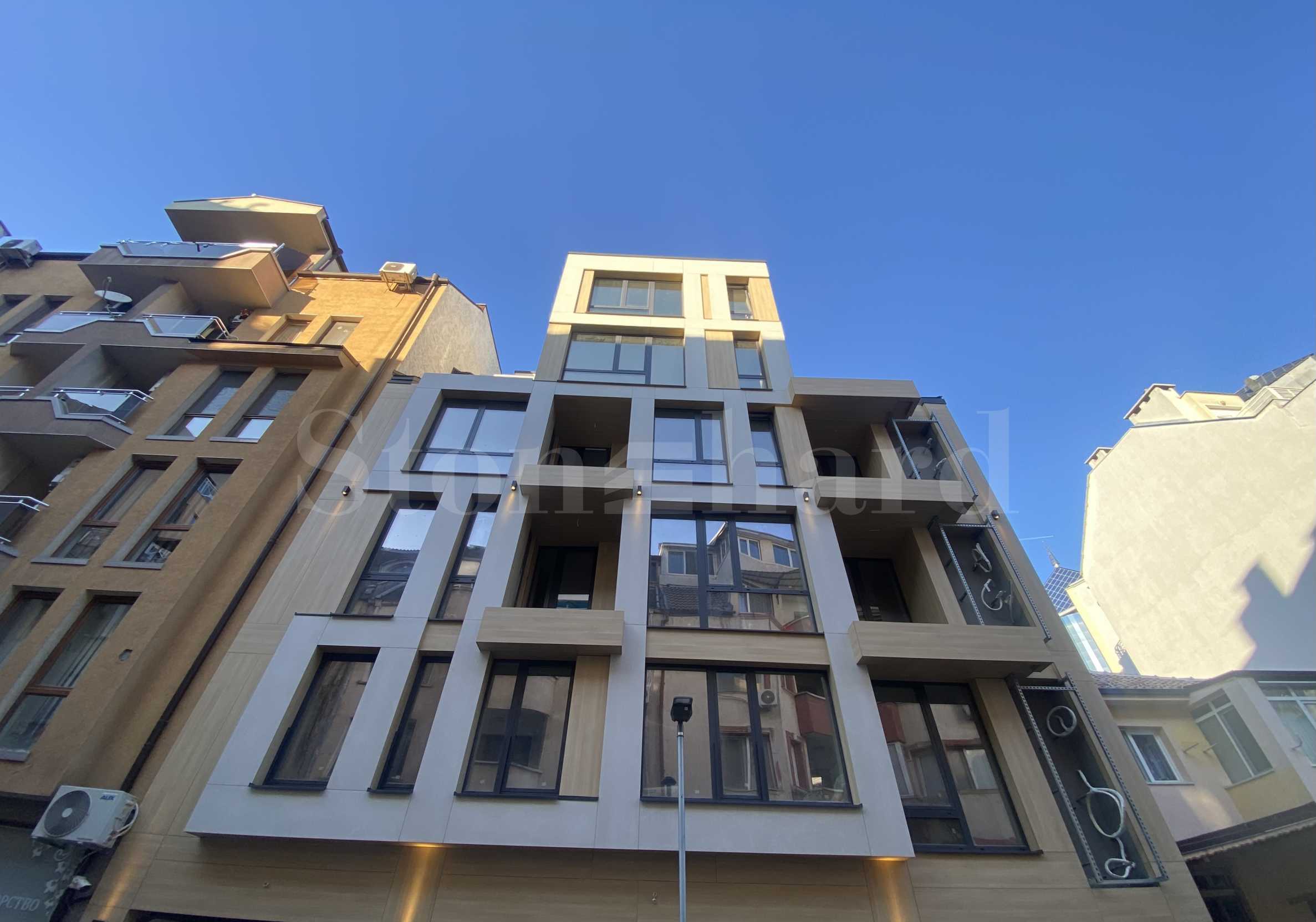 Newly-built apartments in a small boutique building next to the Grand Hotel Plovdiv2 - Stonehard