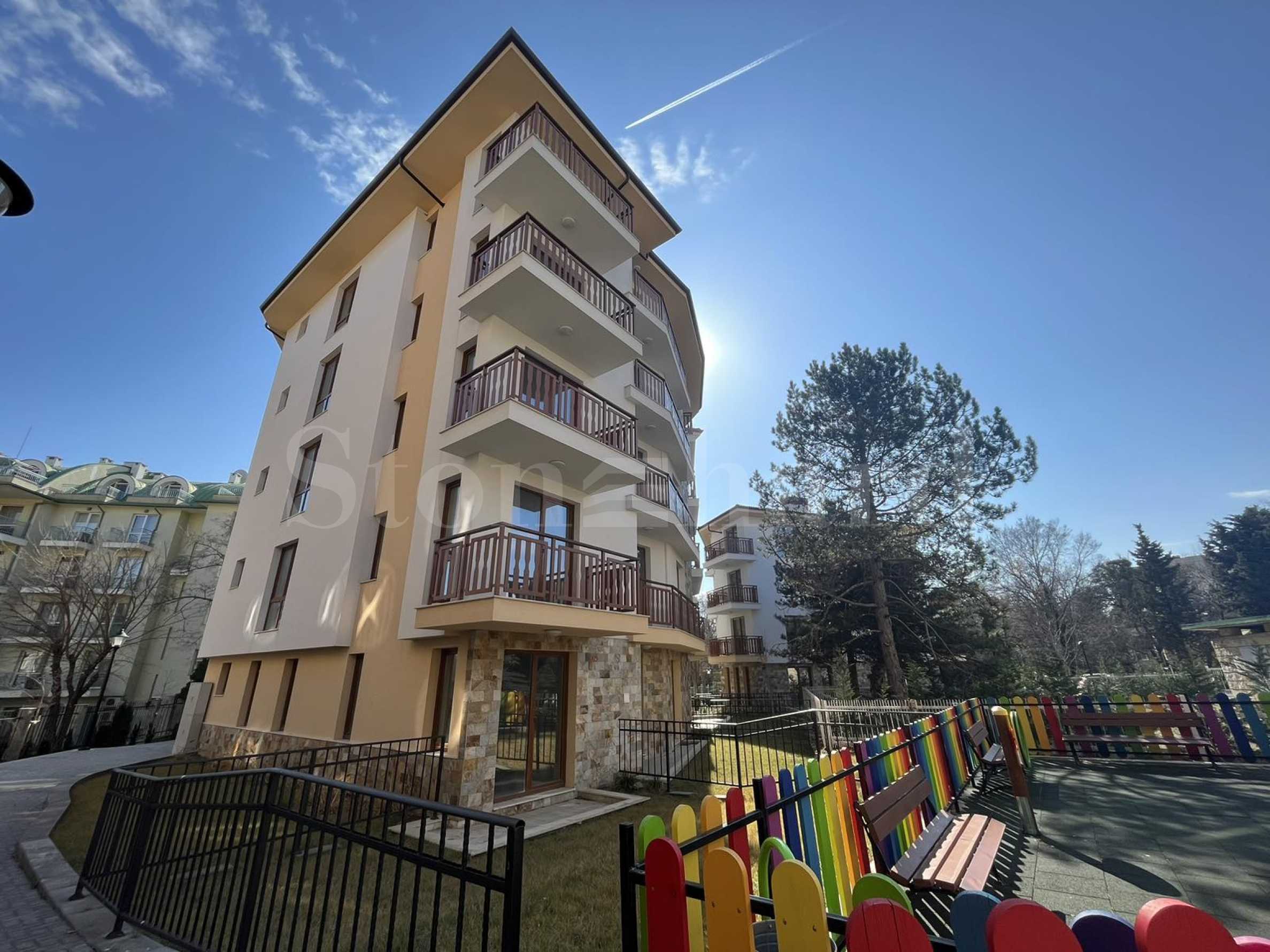 Apartments in a new complex with Act 16, with mineral pools1 - Stonehard