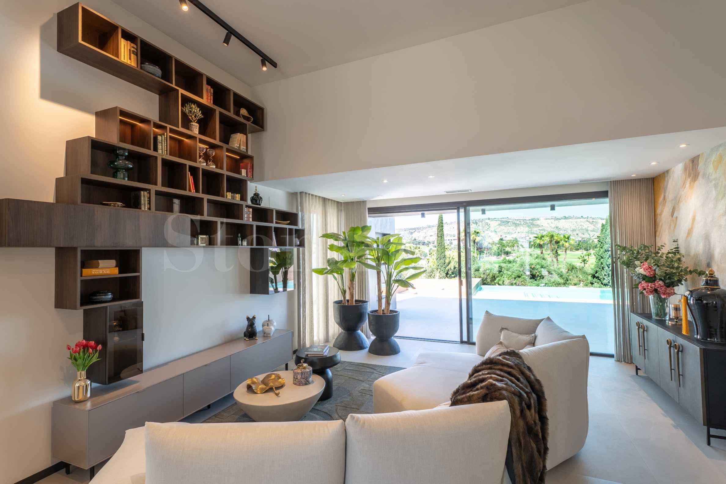 Extremely spacious house overlooking a golf course near Torrevieja1 - Stonehard