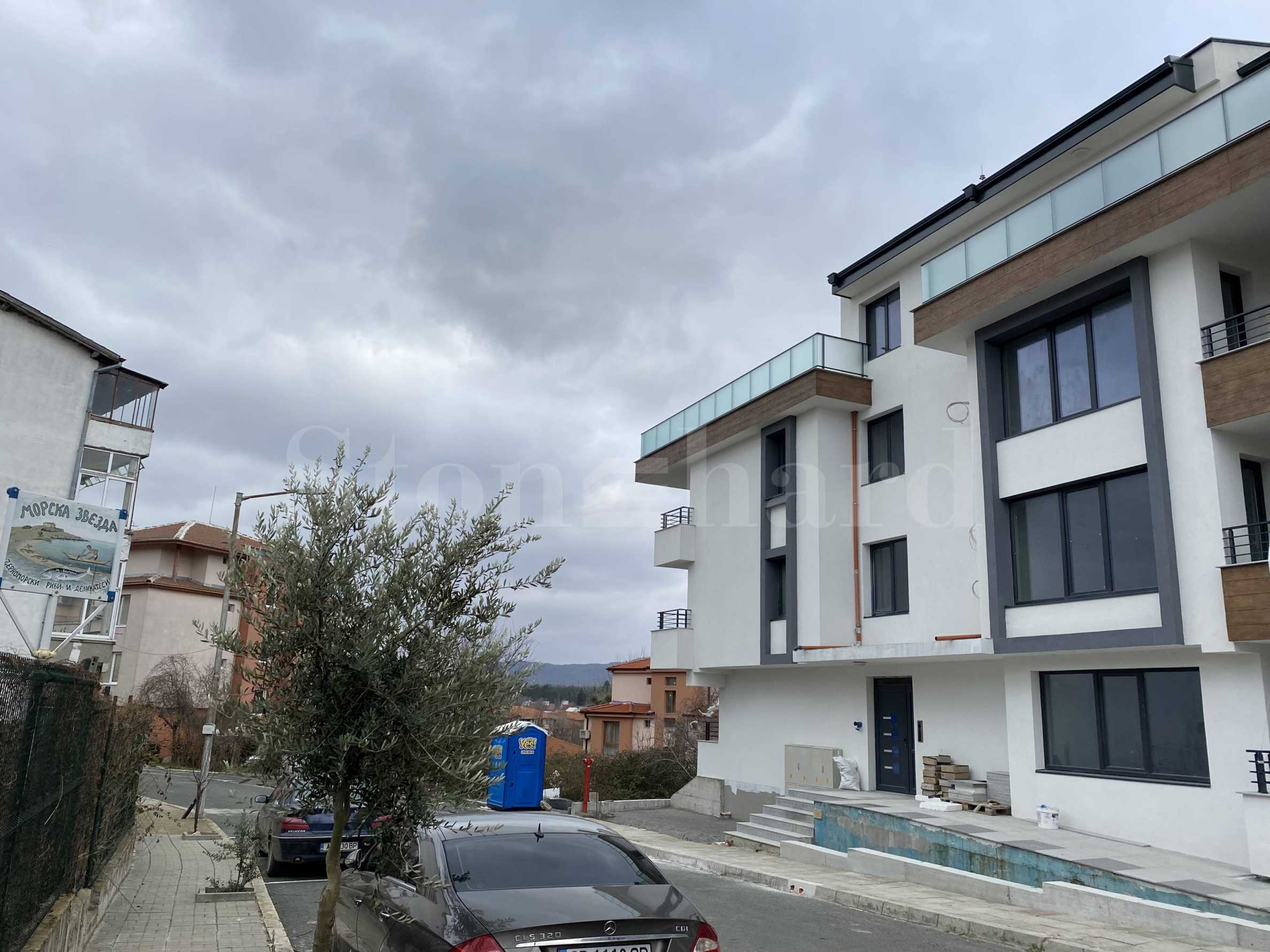 Apartments and parking spaces in a new building in Vasiliko district2 - Stonehard