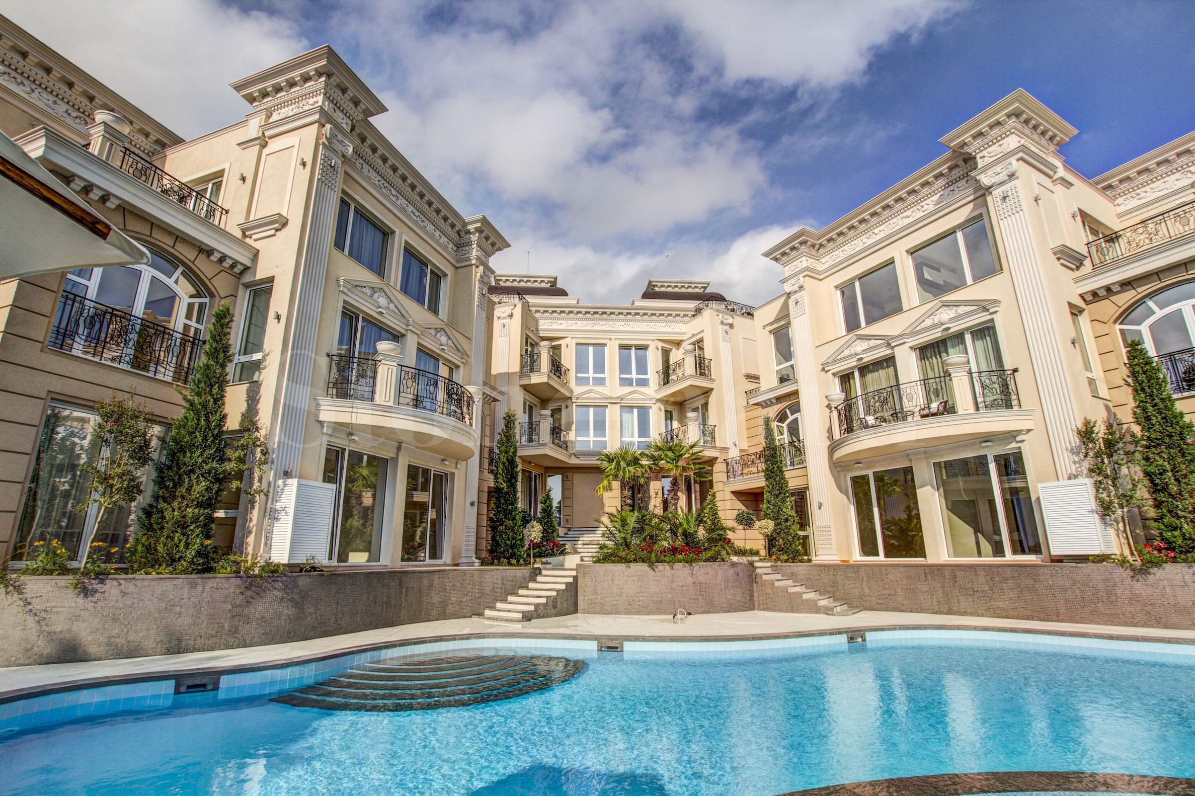 Premium beach-front apartments at Belle Époque Residence2 - Stonehard Premium beach-front apartments at Belle Époque Residence2 - Stonehard