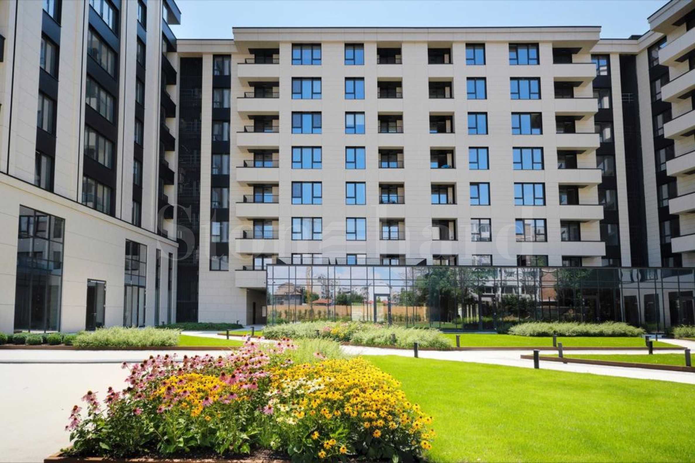 Apartments in a new complex with retail space and SPA in the center of Plovdiv2 - Stonehard