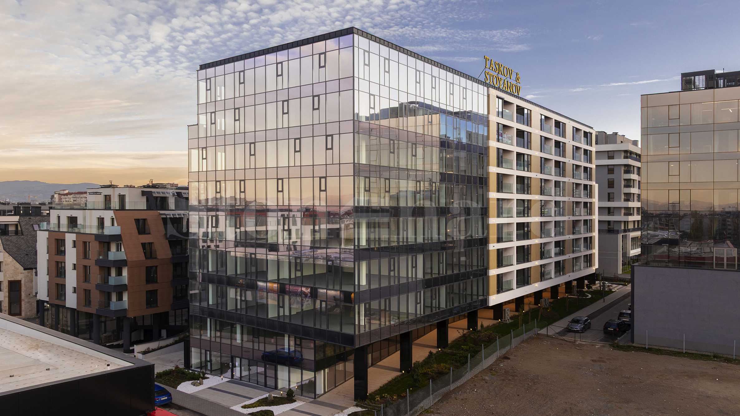 OKINAWA Shopping Center � shops and commercial premises on Simeonovsko Shose Blvd. 1 - Stonehard