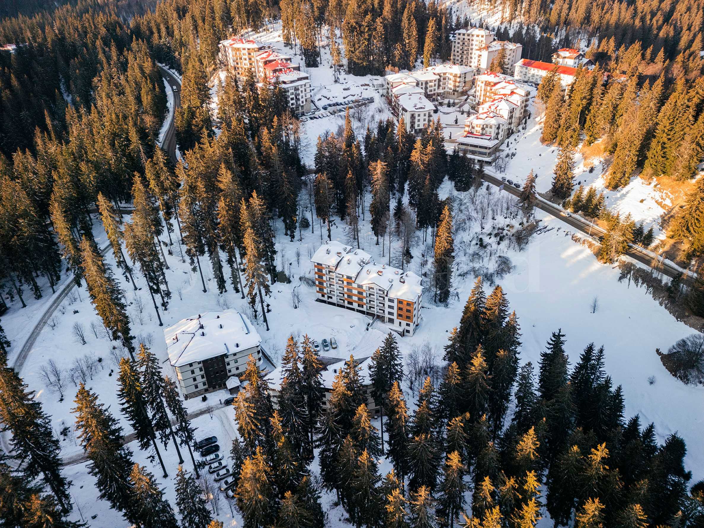 Apartments in a new building 5 minutes by car from Ski Center 12 - Stonehard