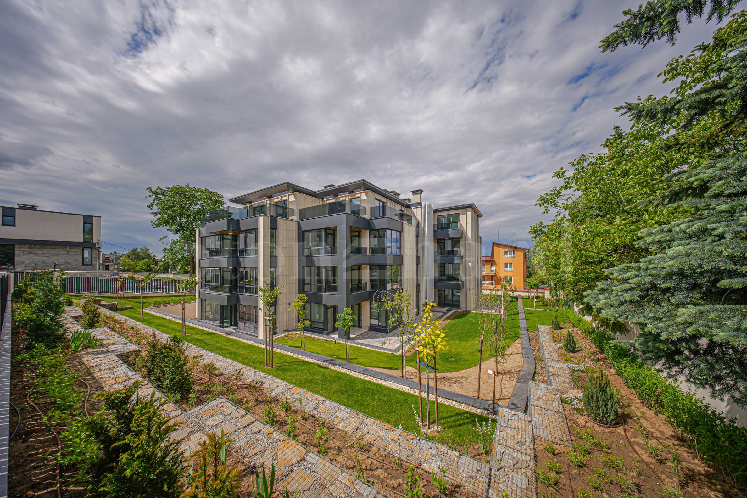 Apartments in a modern new building with spa and fitness 1 - Stonehard