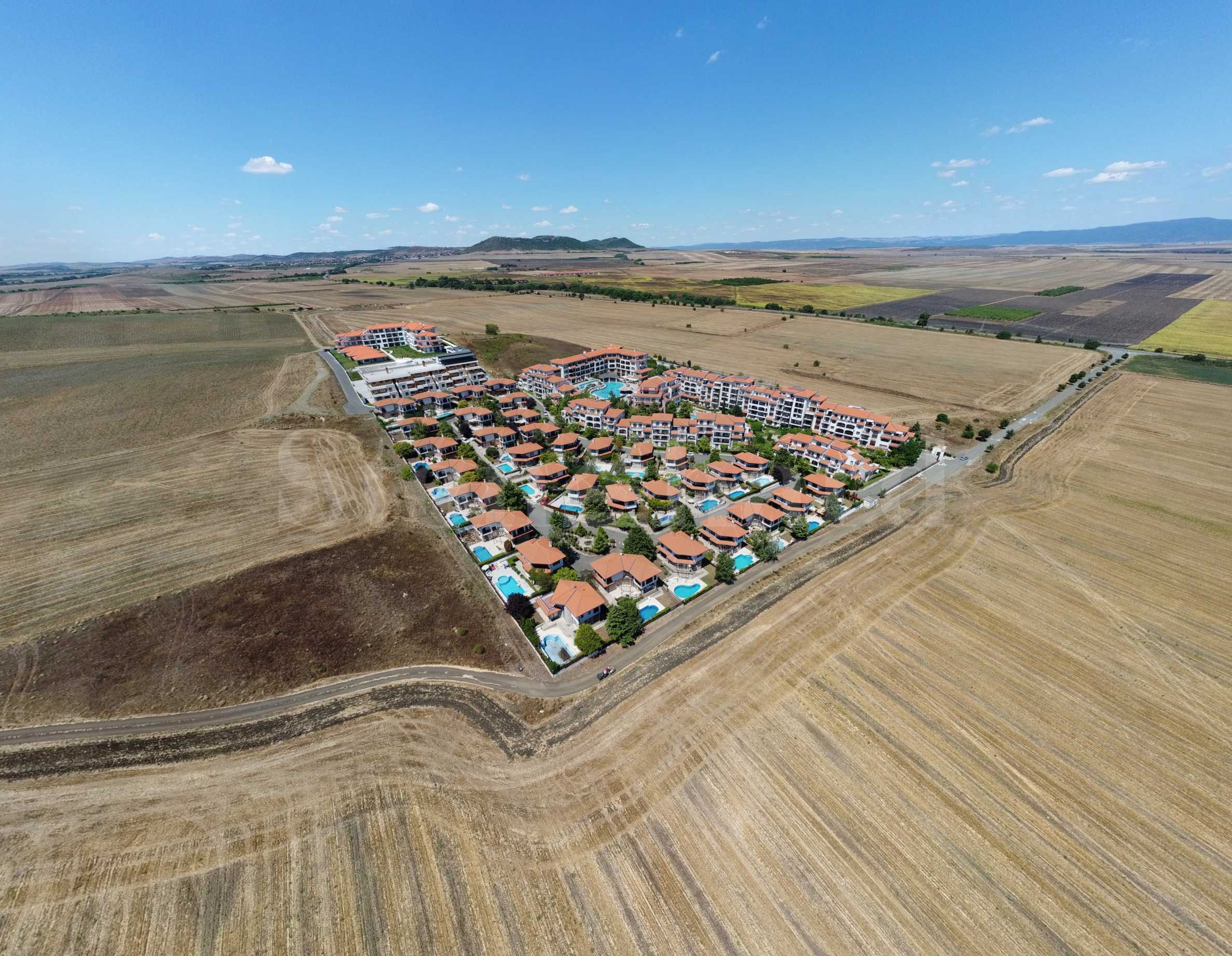 New apartments in a complex with a sea view near Aheloy and Ravda1 - Stonehard