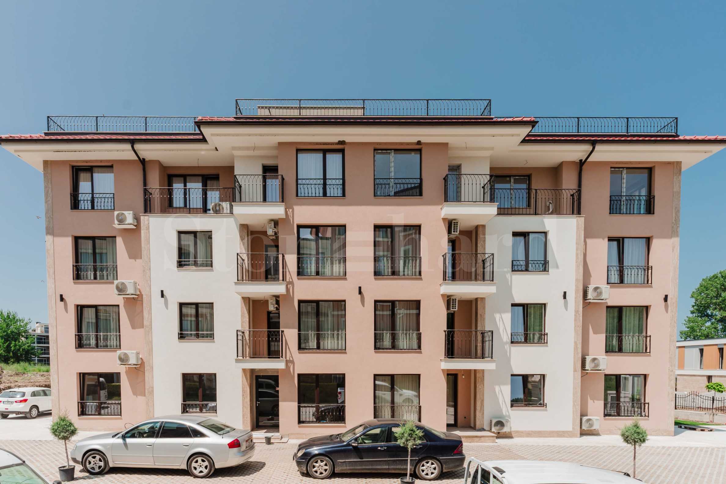 Comfortable apartments with sea view on Kavatsite1 - Stonehard