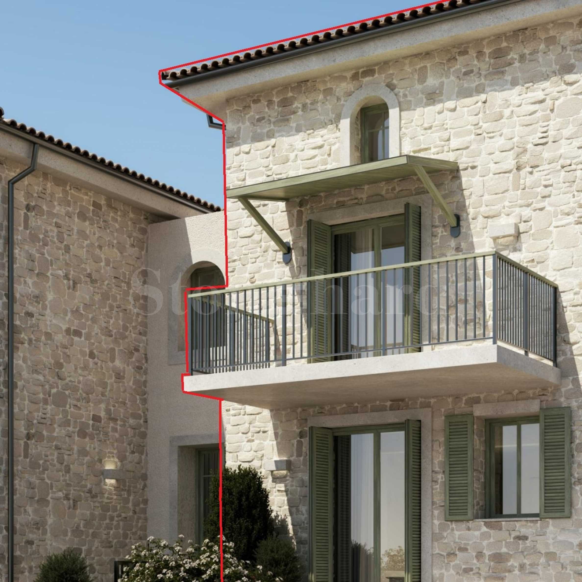 Exclusive: Travertine villa with a touch of the sea and history in the embrace of Mount Athos2 - Stonehard