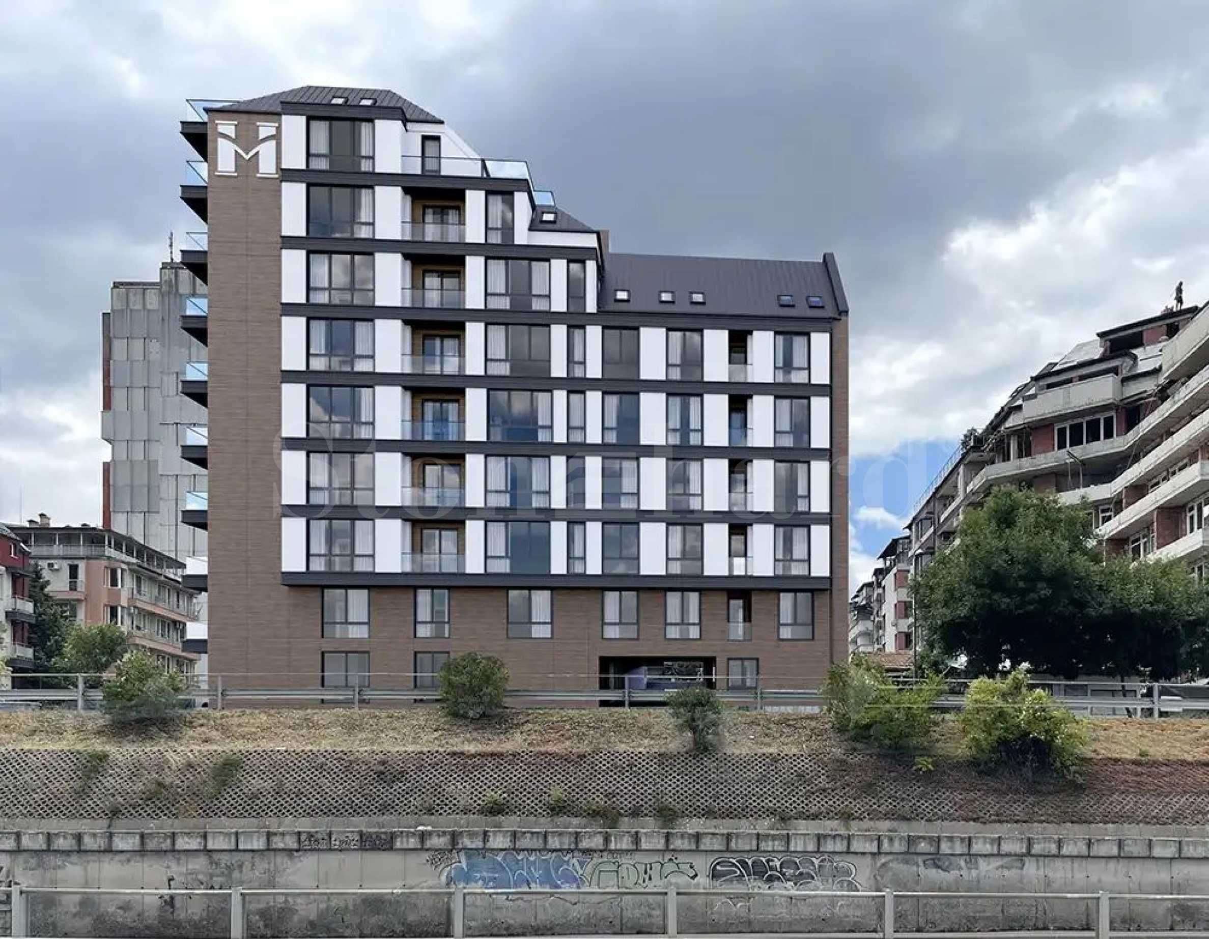 The impressive residential building with different types of apartments in the "Lagera" residential area2 - Stonehard