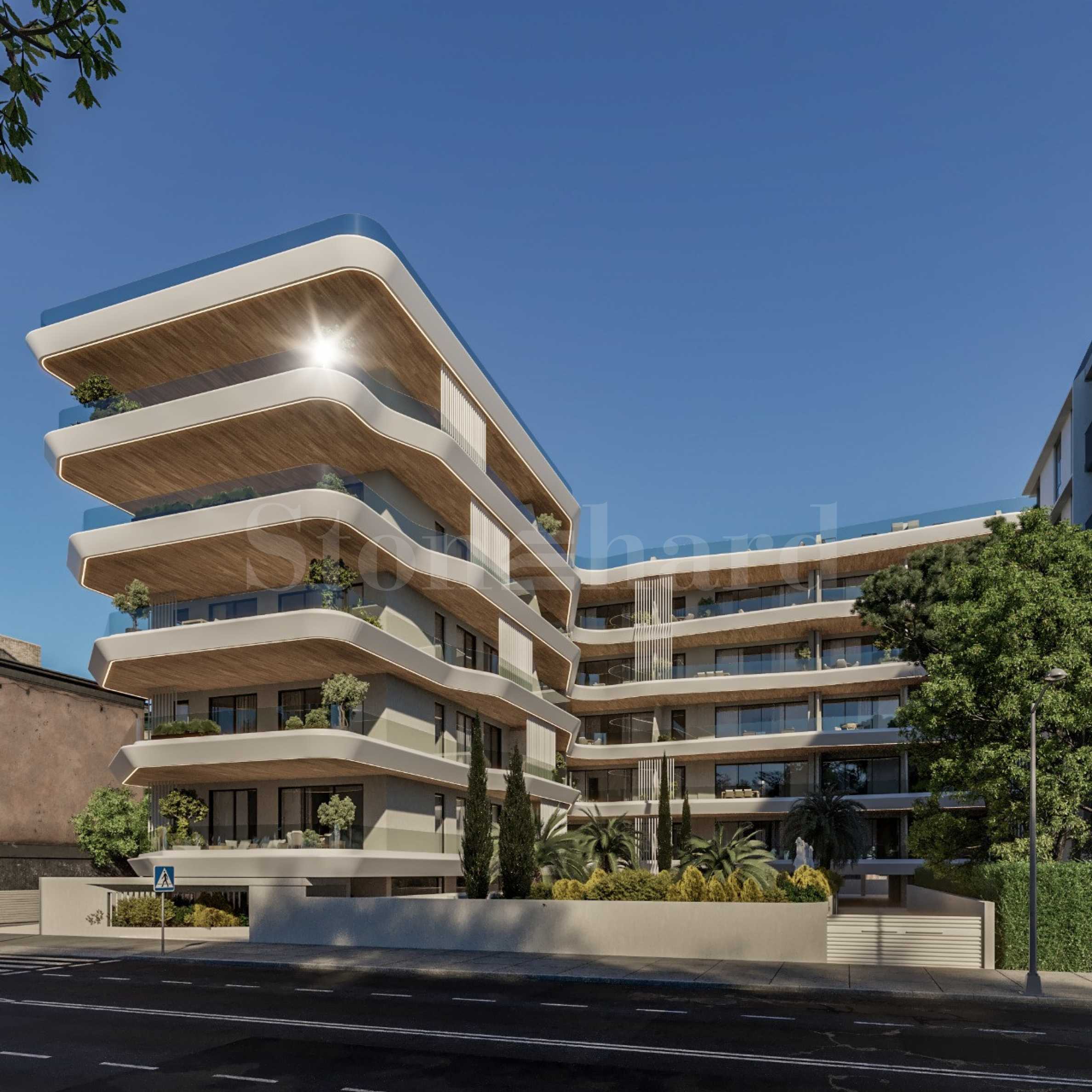 New apartments in a completely restored building 100 m from the sea in Kavala 1 - Stonehard