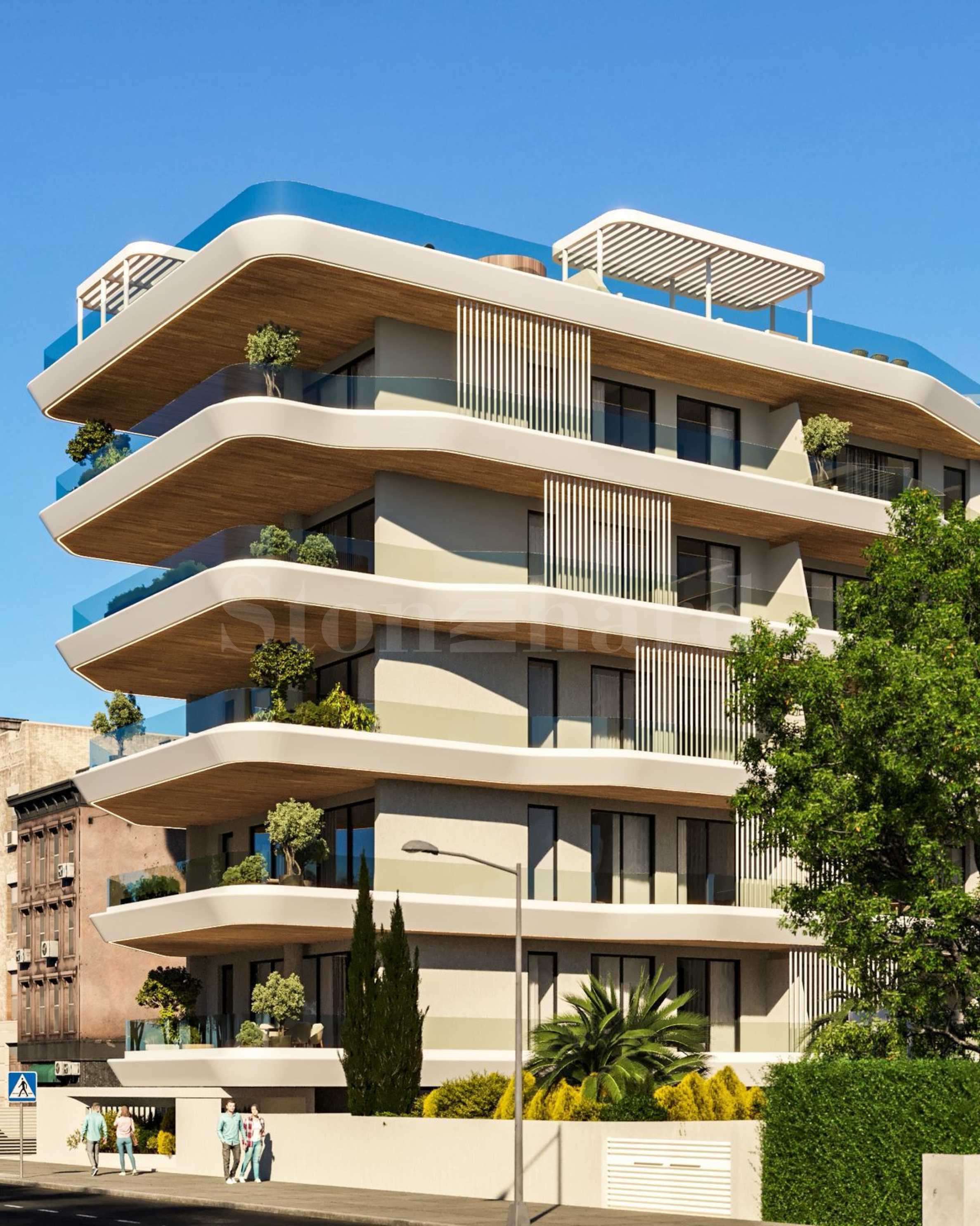 New apartments in a completely restored building 100 m from the sea in Kavala 2 - Stonehard