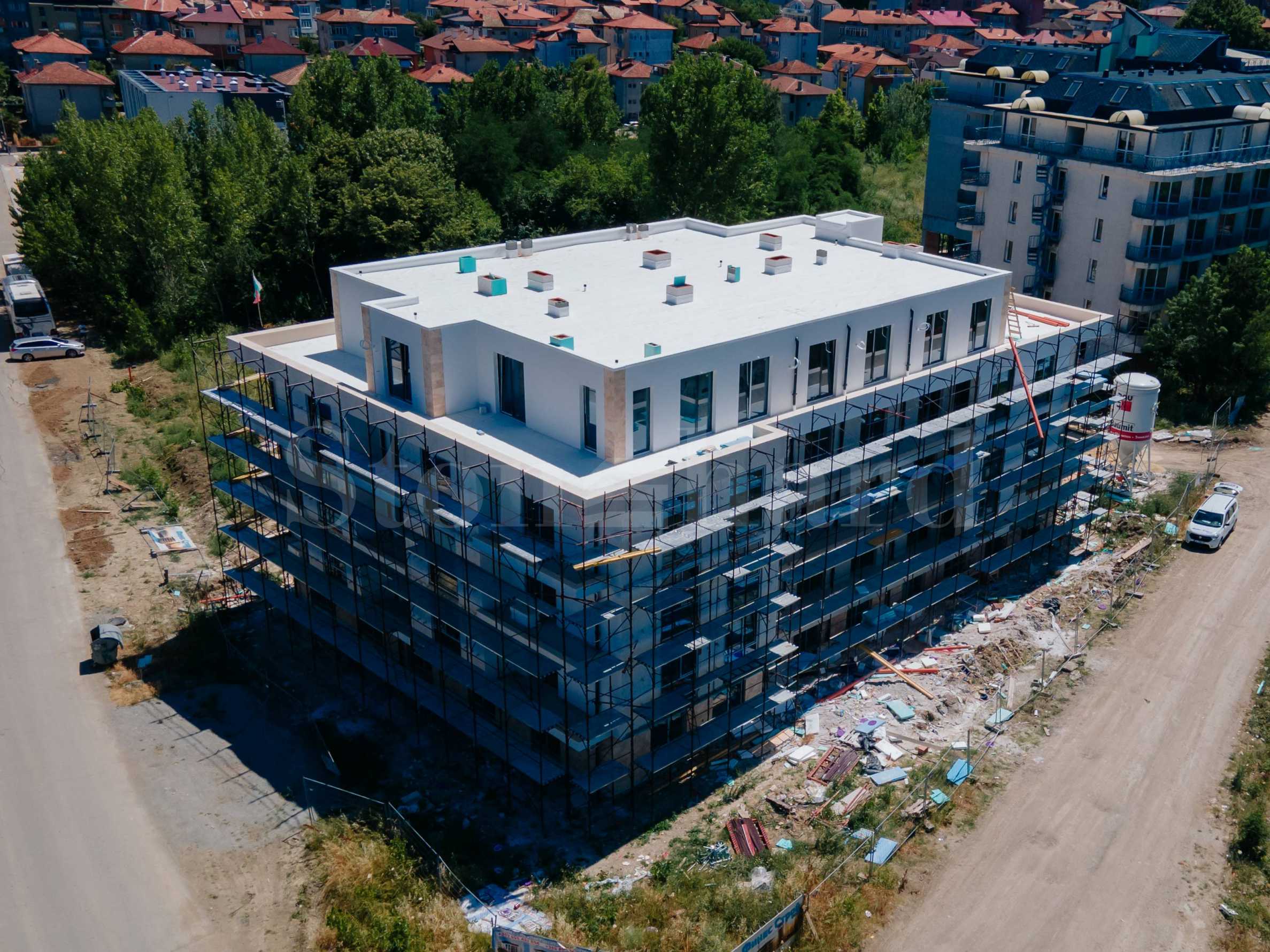 Newly built apartments next to the Central beach in Tsarevo    2 - Stonehard
