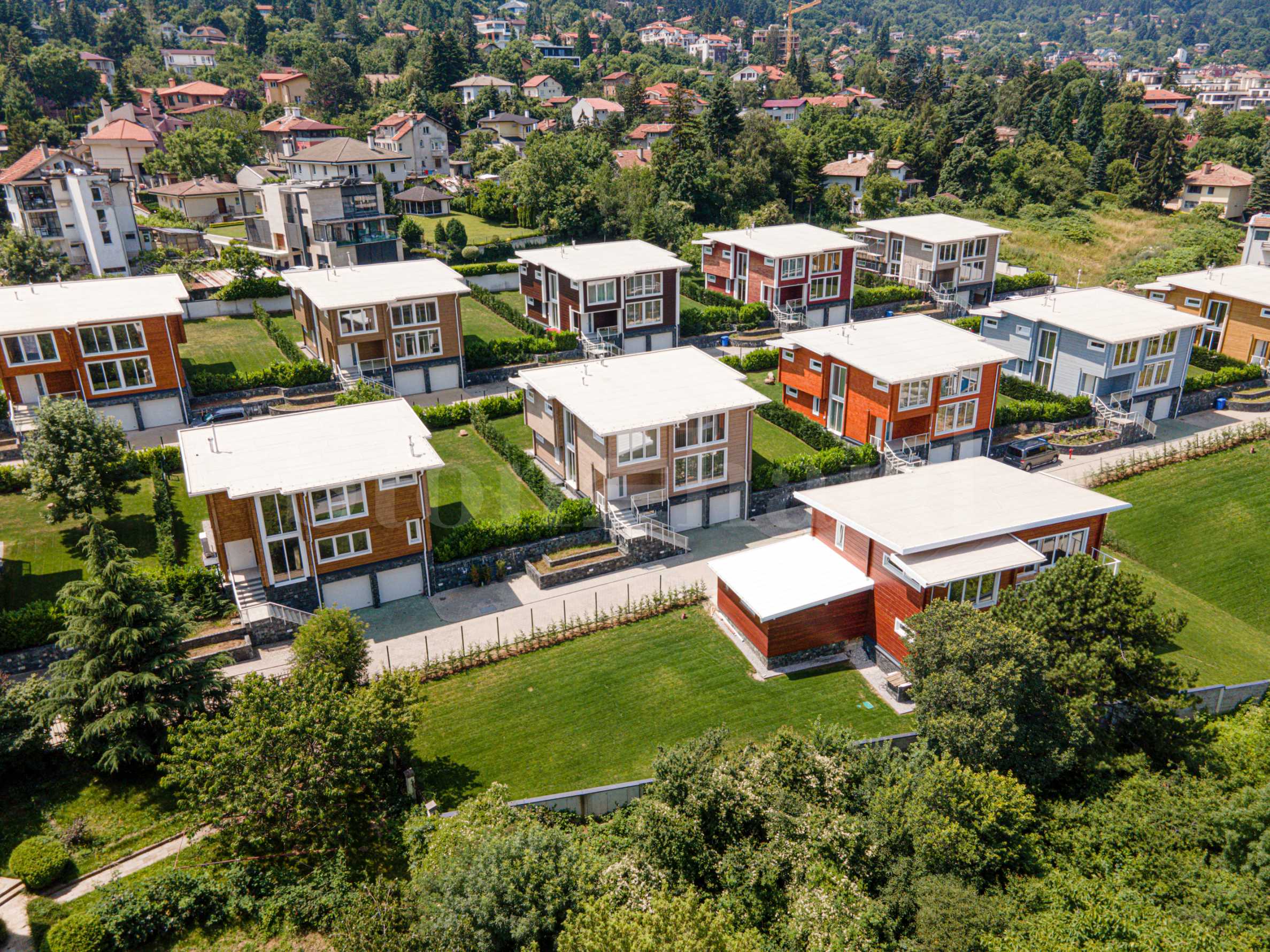 Luxury gated complex of ecological houses at the foot of Vitosha Mountain1 - Stonehard