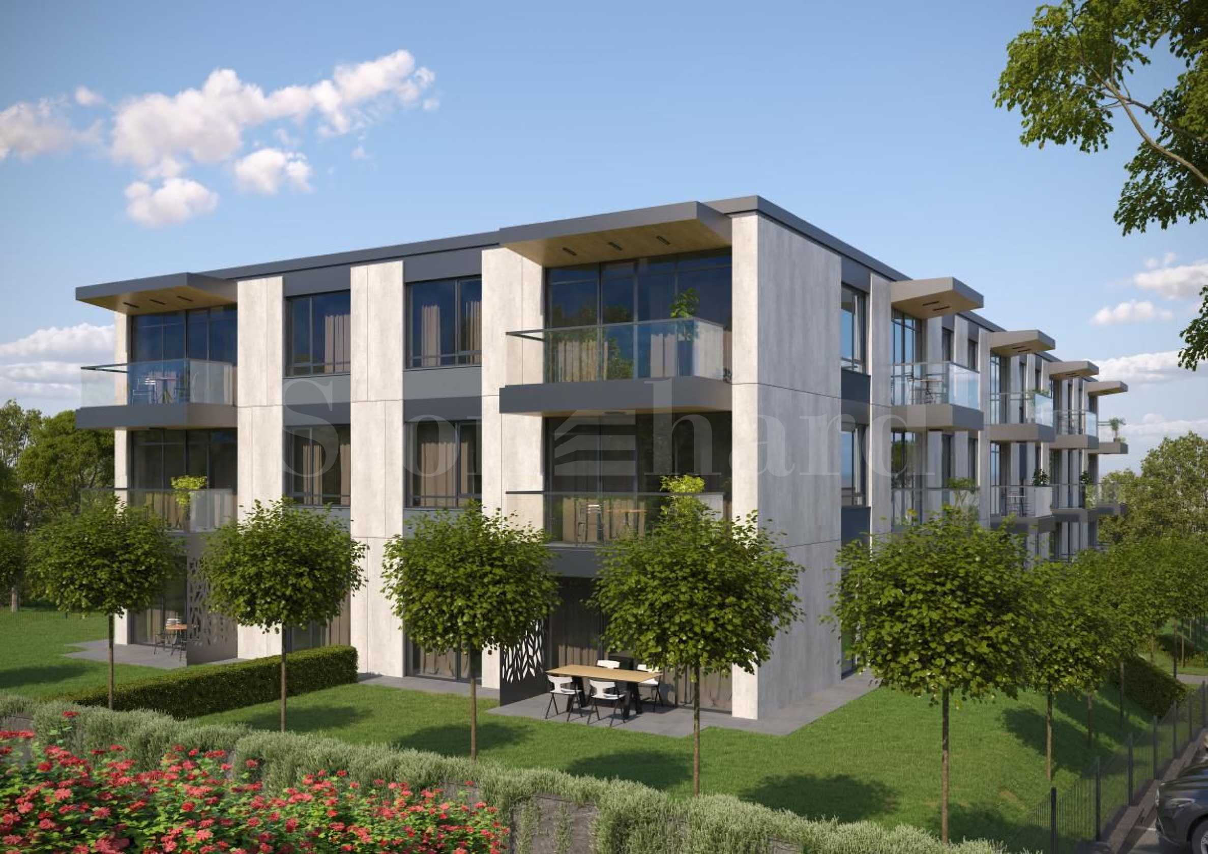 Three-room apartments near BRITANICA School 2 - Stonehard