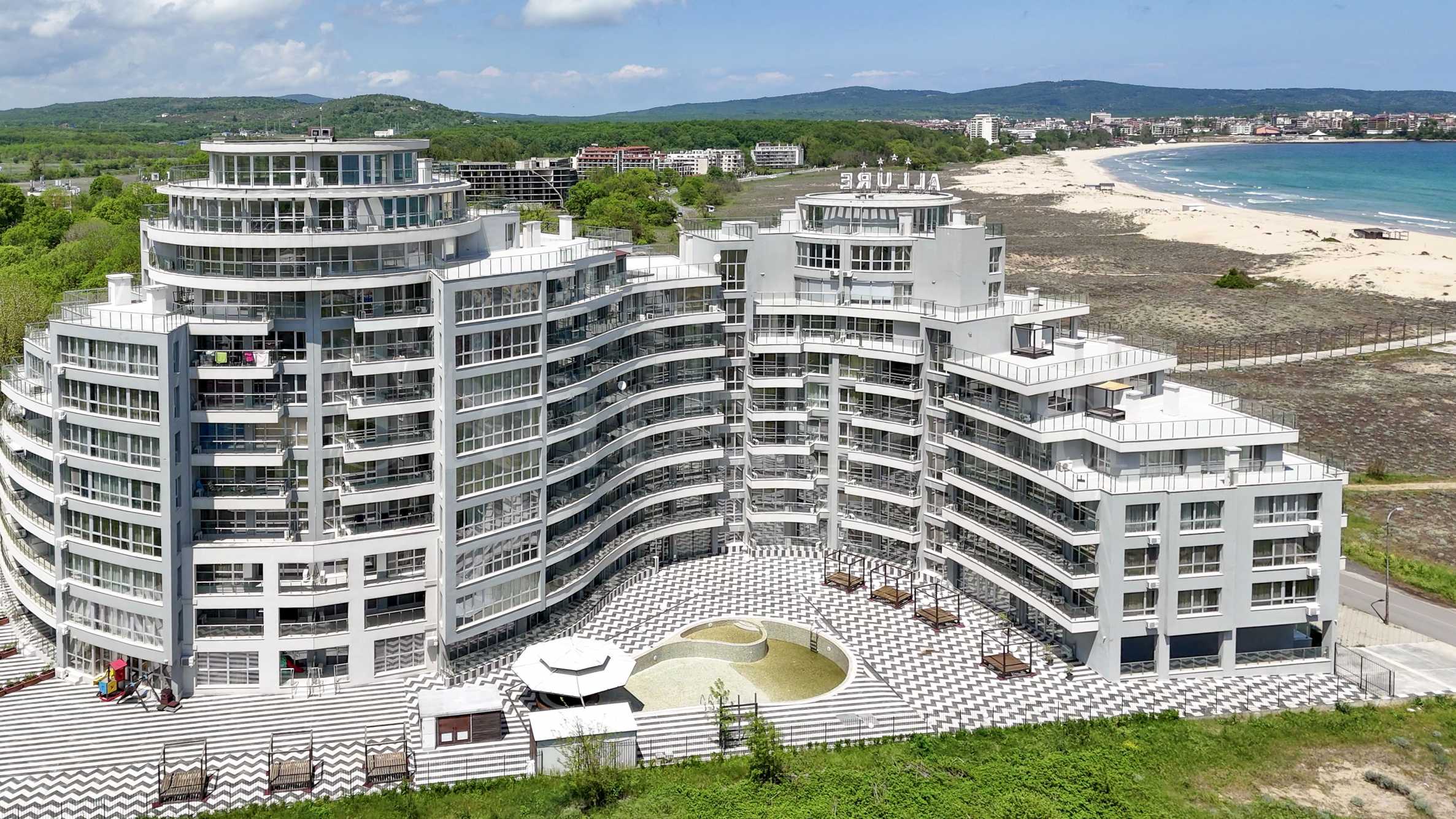 Elegant apart hotel on the first line in Primorsko  investment with sea view2 - Stonehard