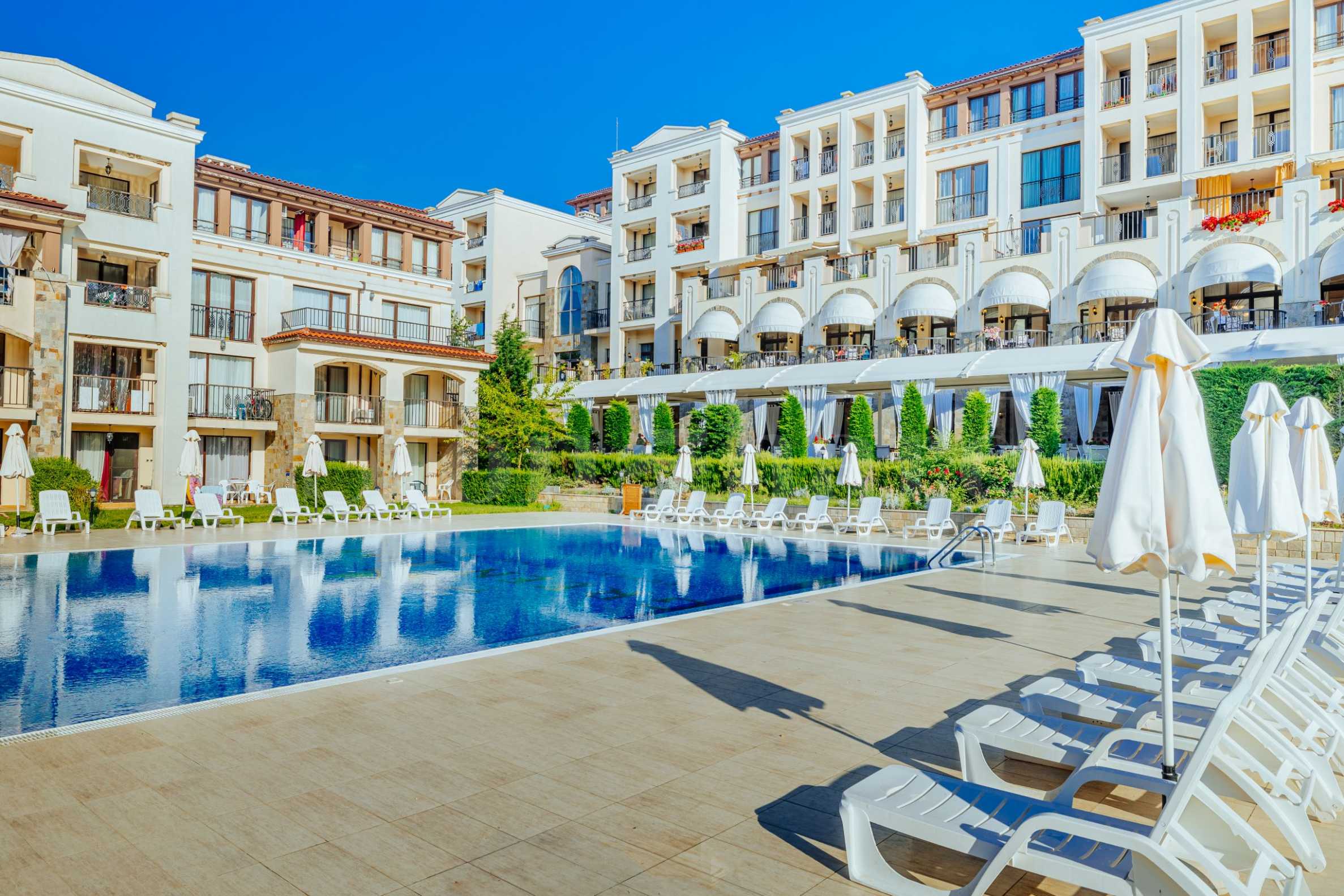 Apartments in a new building of a popular complex in Kavatsite 2 - Stonehard