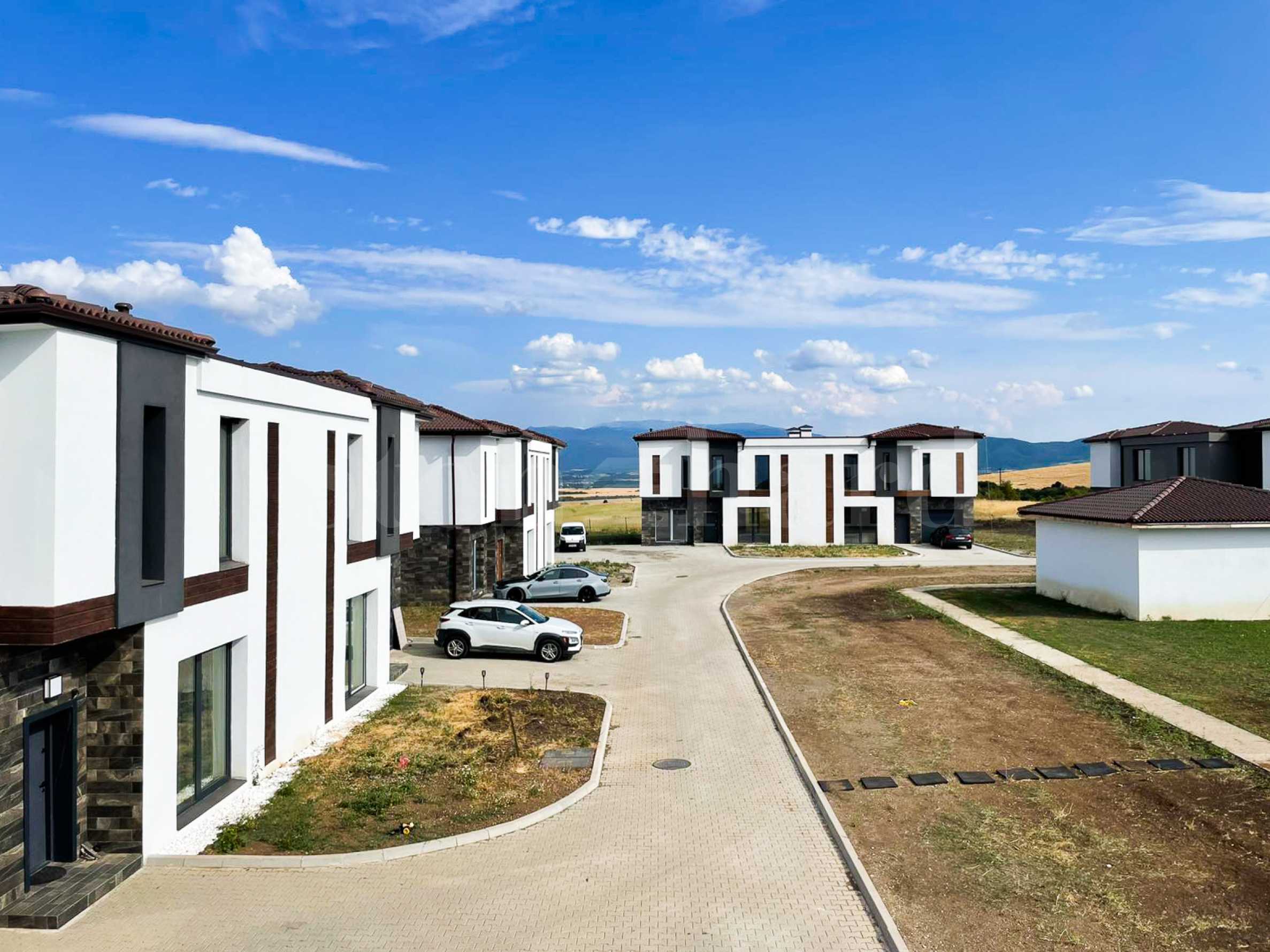 New gated complex of 15 houses with mountain views, just 14 km from Sofia1 - Stonehard