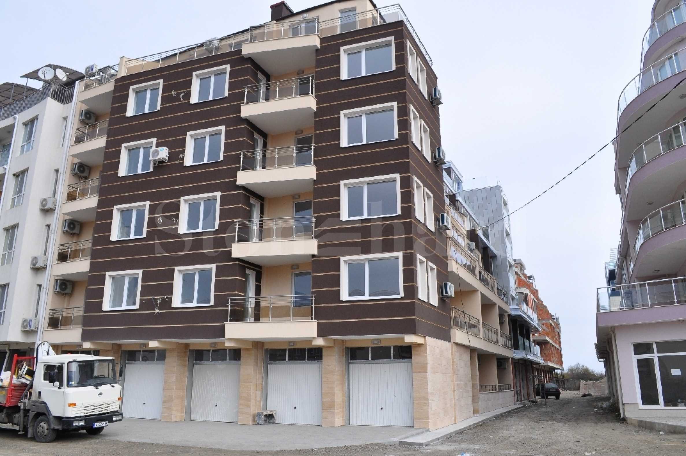 Turn-key apartments in an operational building in Pomorie, Bulgaria2 - Stonehard